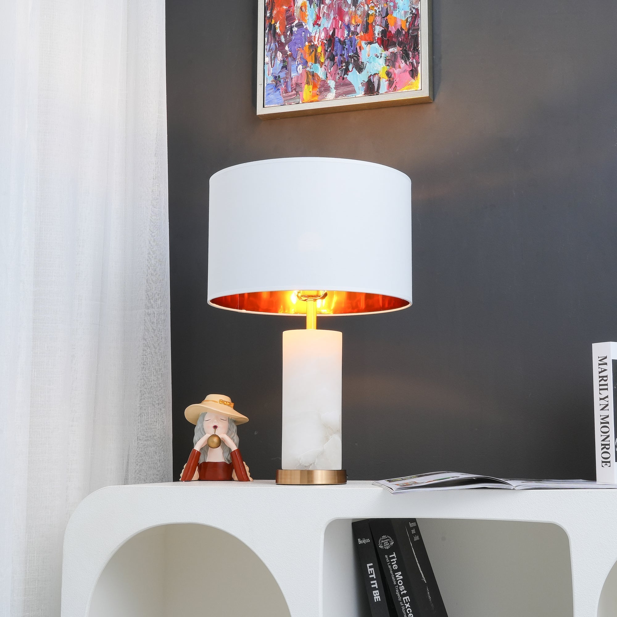 Zosilis Cylindrical Alabaster Table Lamp - Neutralighting