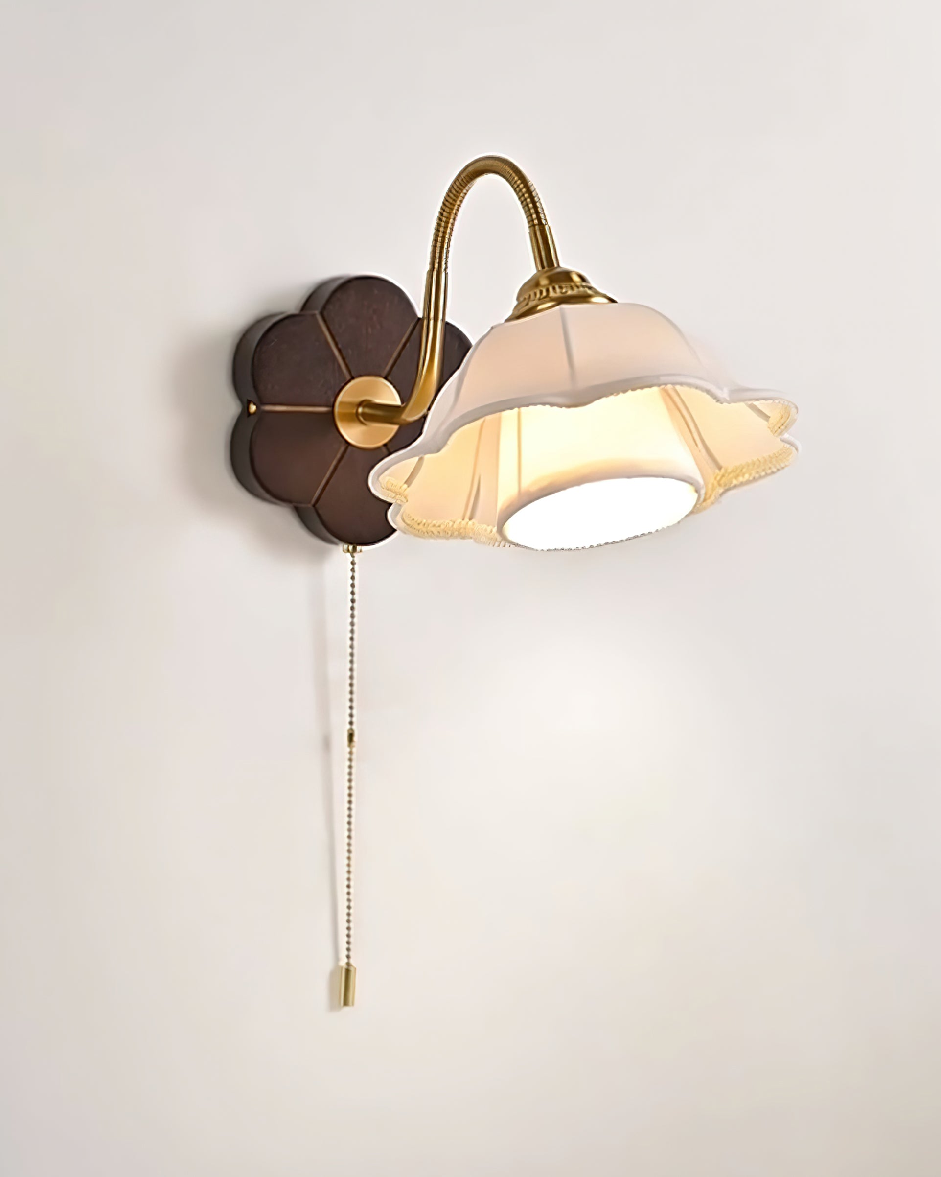 Maribel Vintage Flower Wall Lamp - Neutralighting
