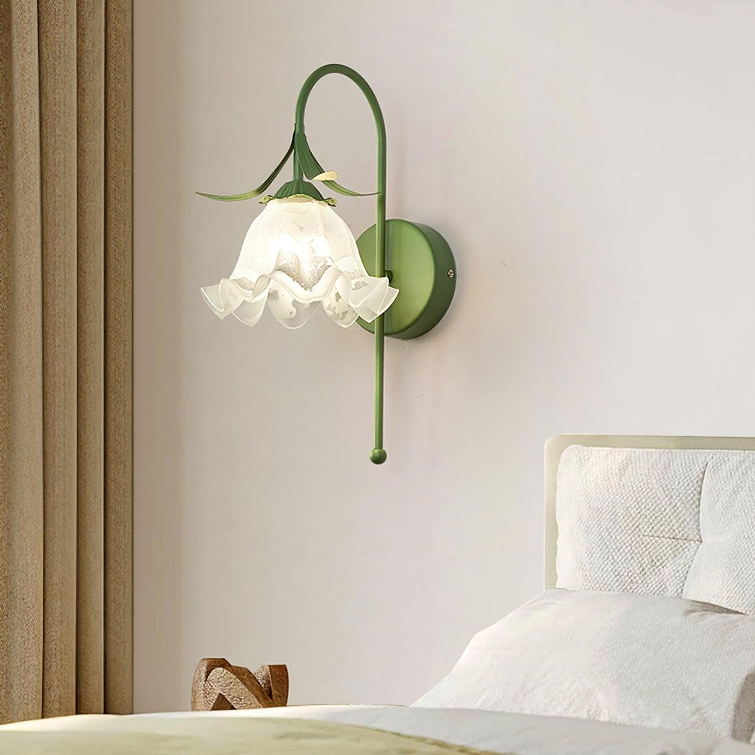 Luna Lily Flower Wall Lamp - Neutralighting