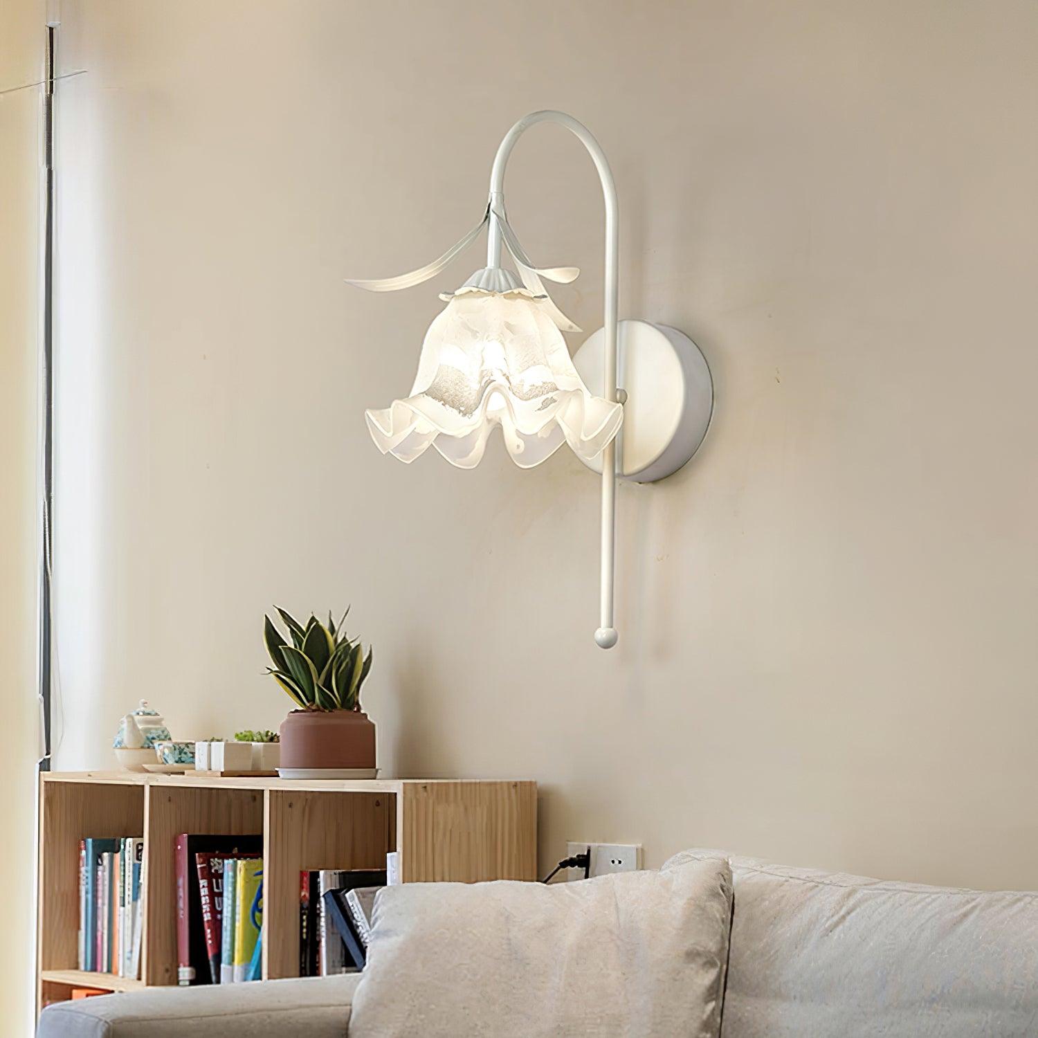 Luna Lily Flower Wall Lamp - Neutralighting