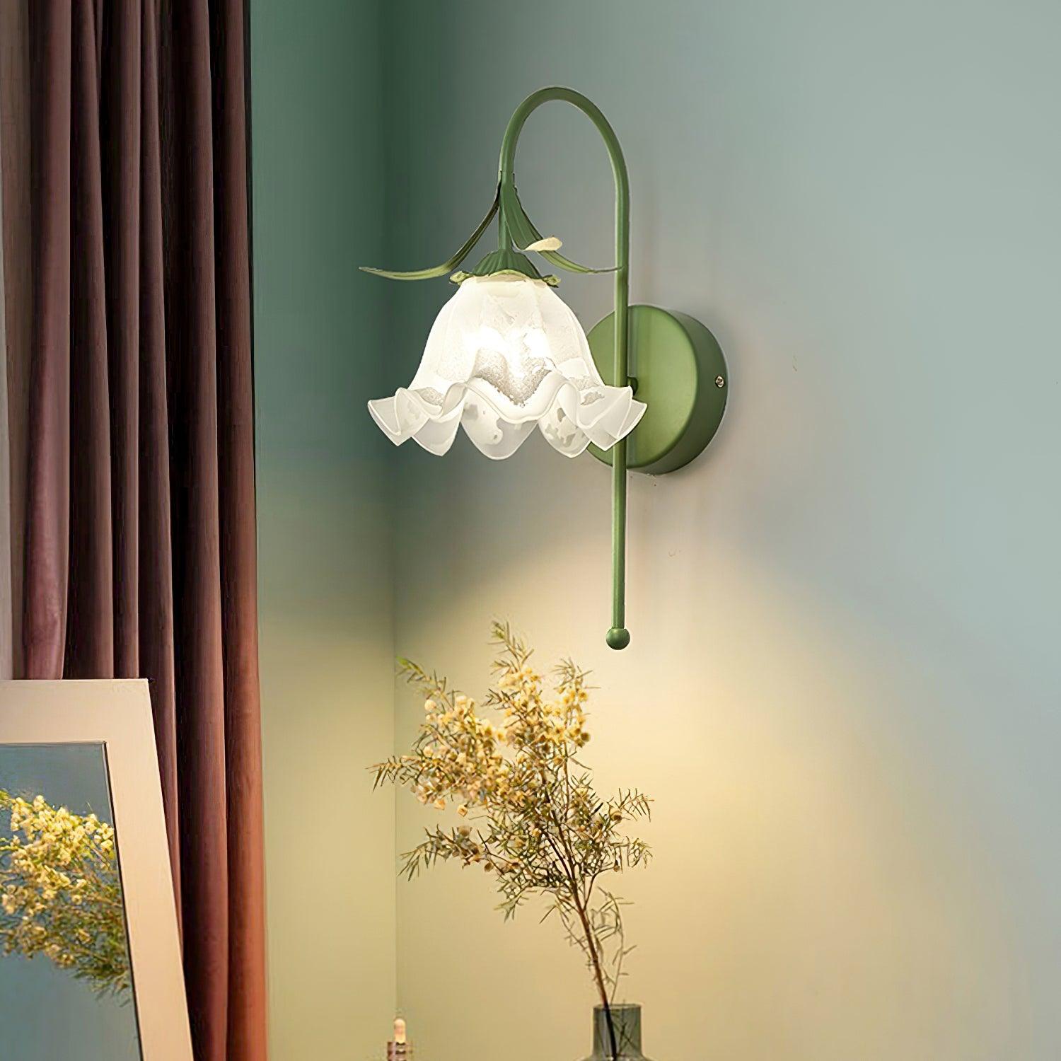 Luna Lily Flower Wall Lamp - Neutralighting