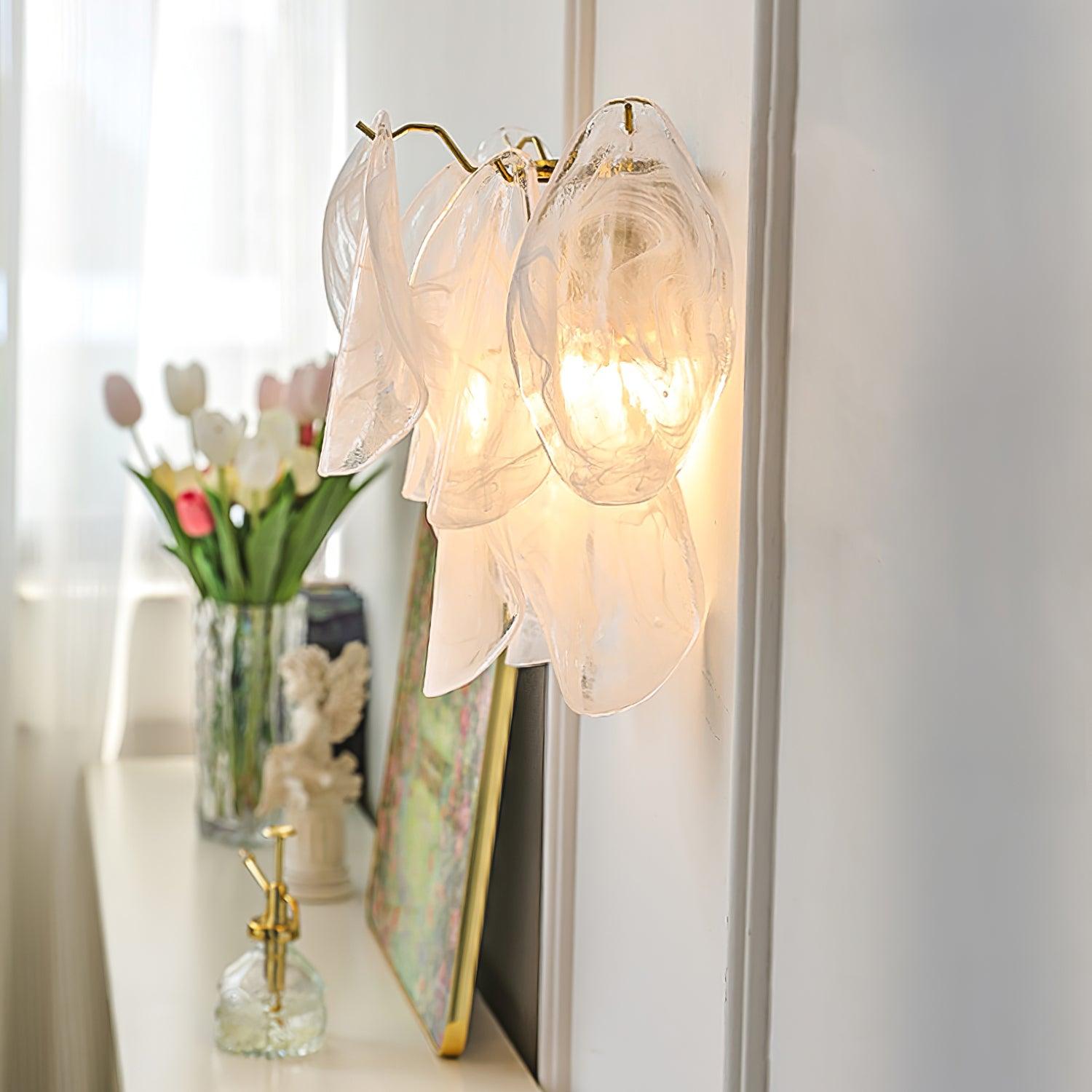 Evelo Petal Glass Wall Lamp - Neutralighting