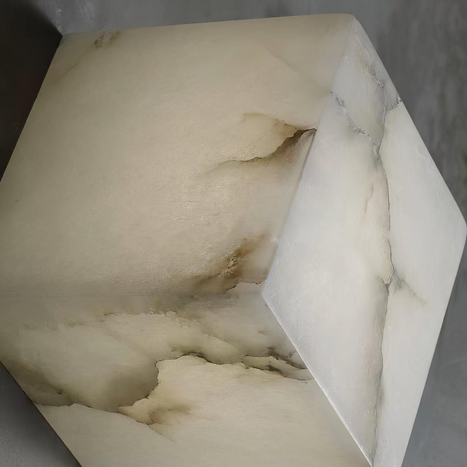 Alabaster Chandelier Box Cubic Elegance - Neutralighting