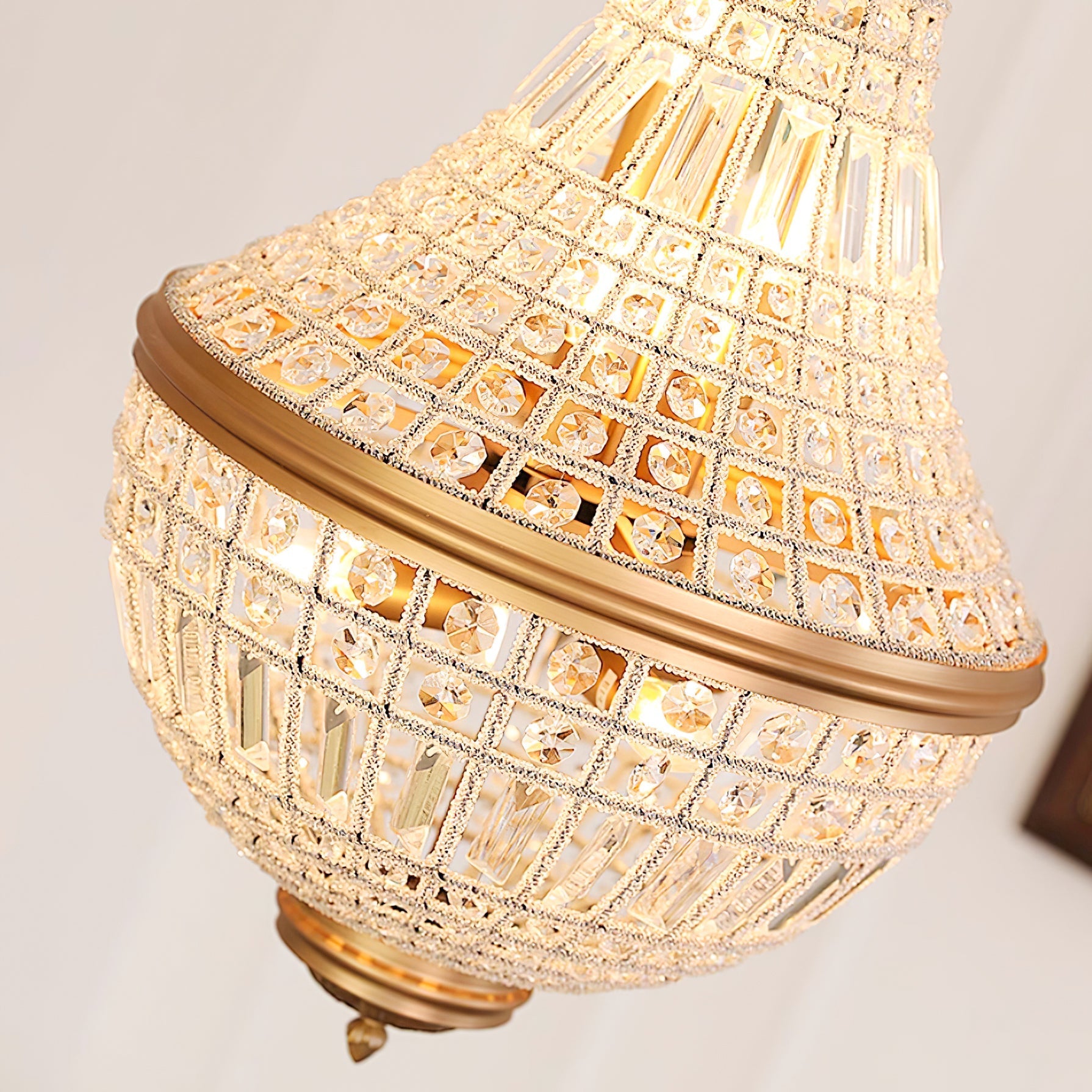 Auristella Crystal Chandelier - Neutralighting