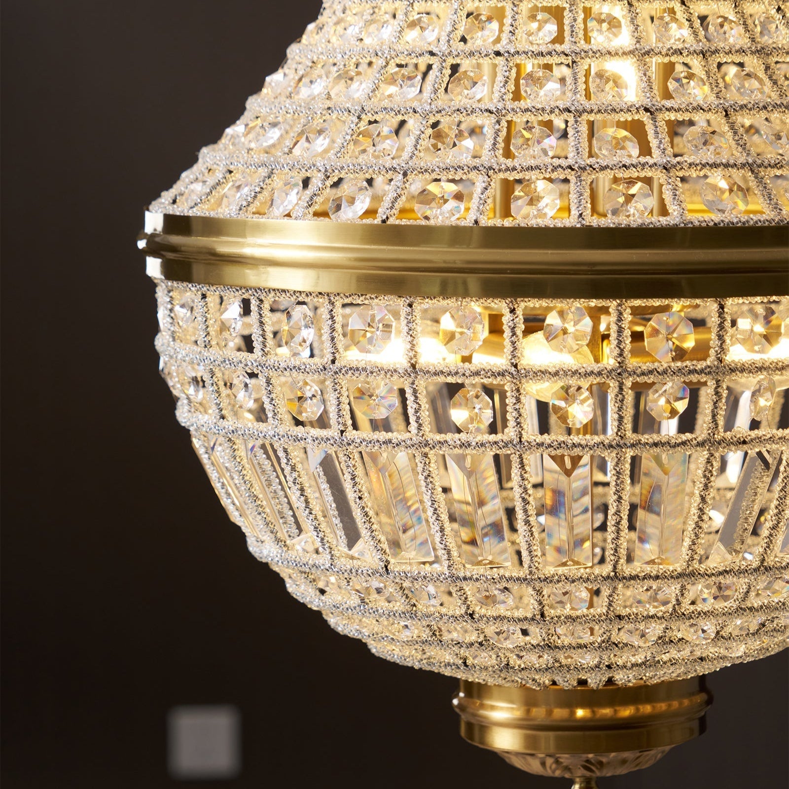Auristella Crystal Chandelier - Neutralighting