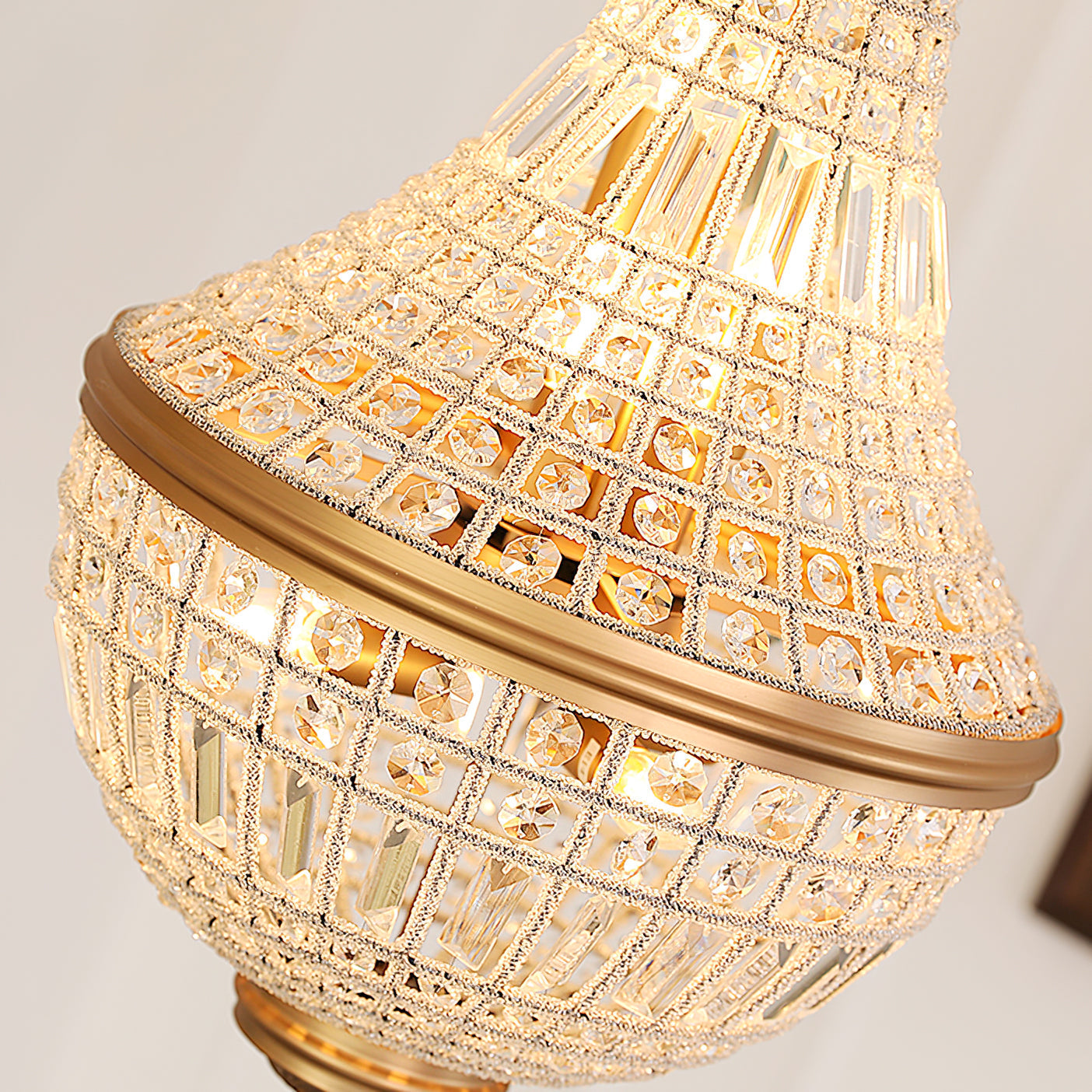 Auristella Crystal Chandelier - Neutralighting