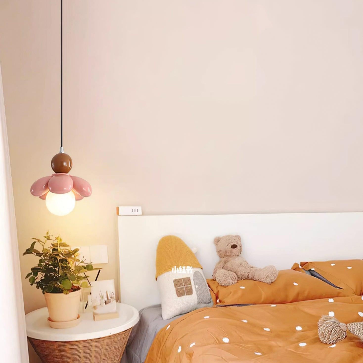 Blossi Flower Pendant Light - Neutralighting