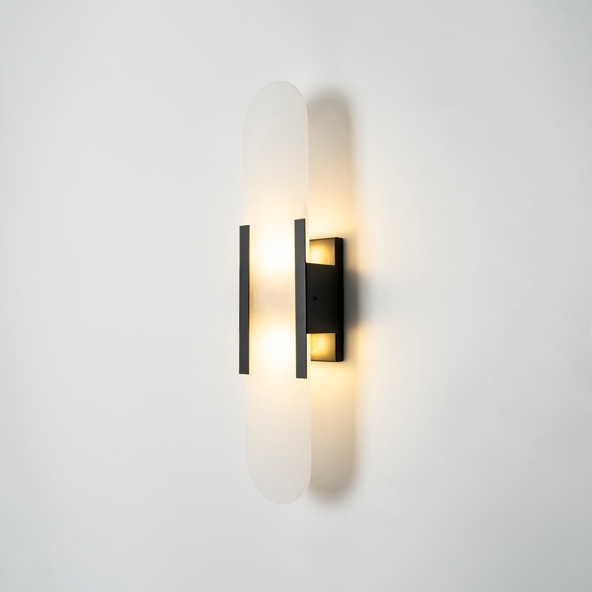 Veo Luxury Alabaster Wall Lamp