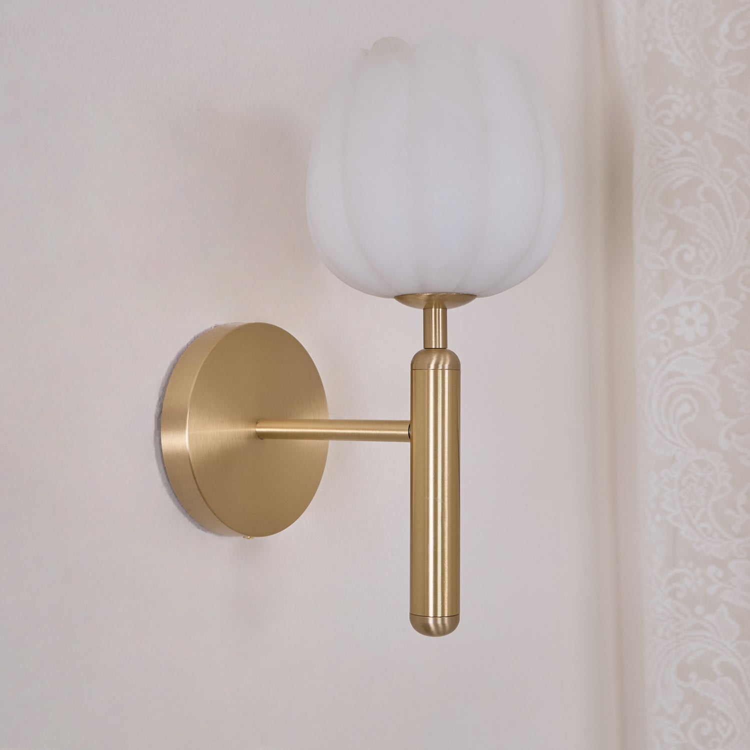 Valentina Alabaster Flowers  Wall Lamp