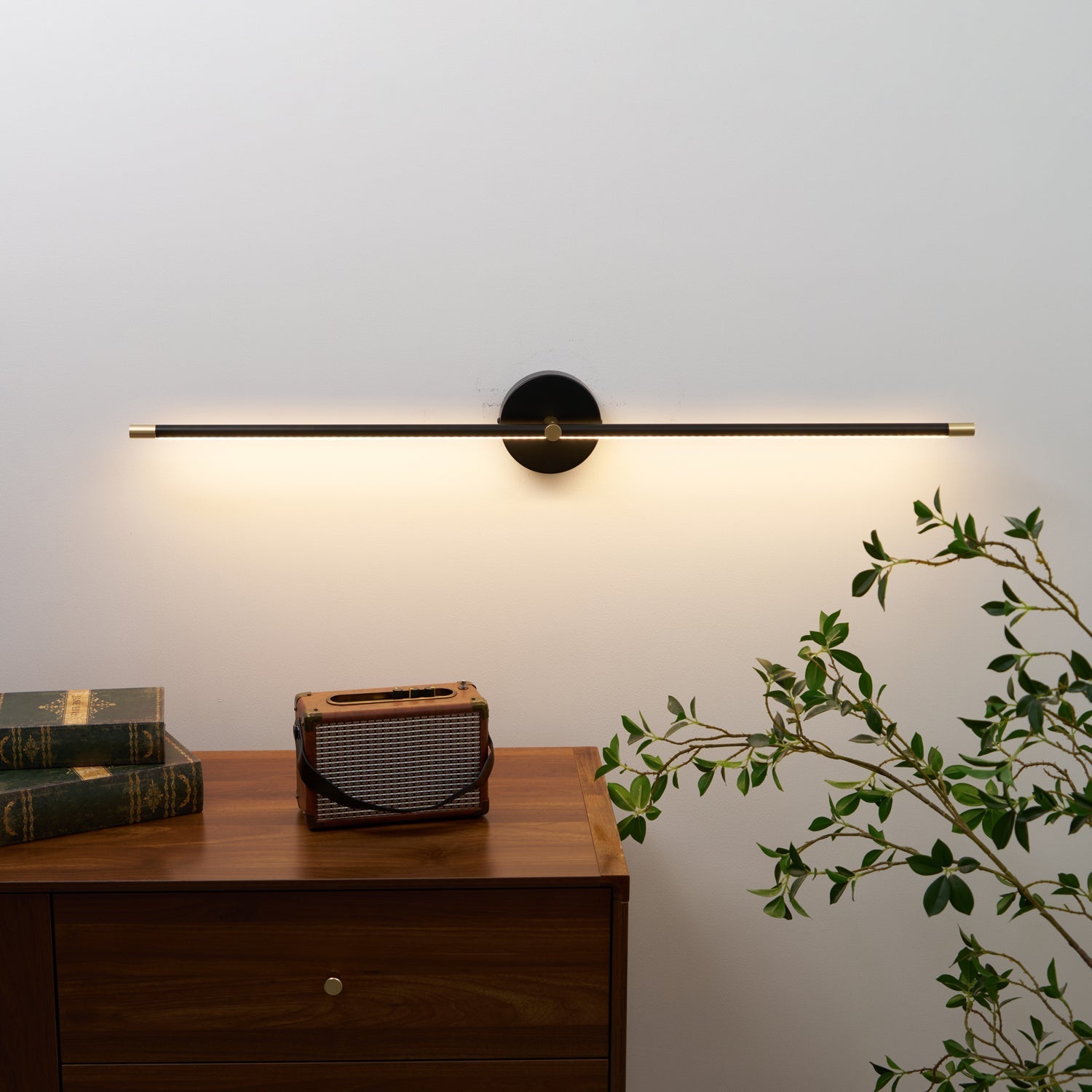 Wall Lamp Minimalist Linear Rod Double End Accent Modern Style - Neutralighting
