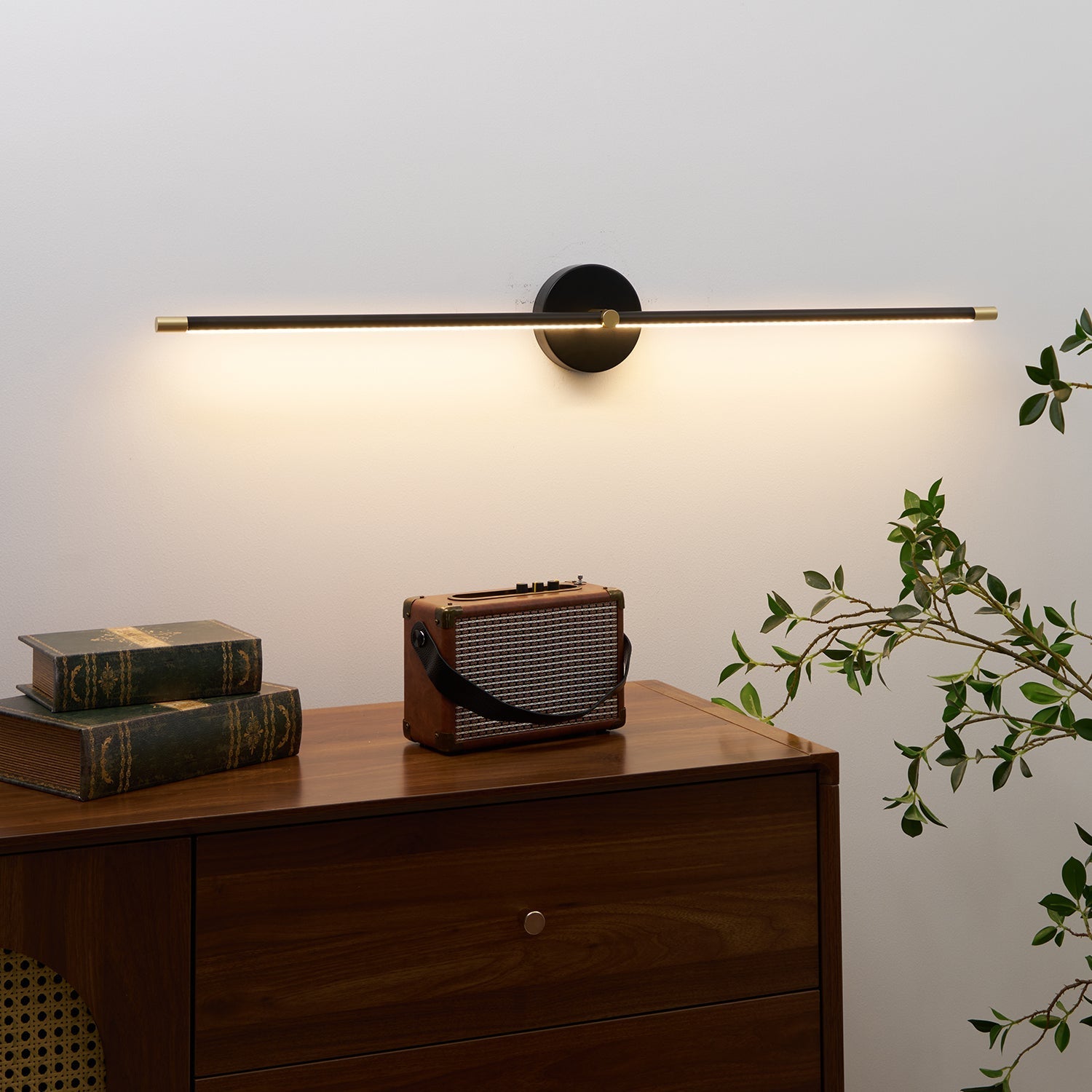 Wall Lamp Minimalist Linear Rod Double End Accent Modern Style - Neutralighting