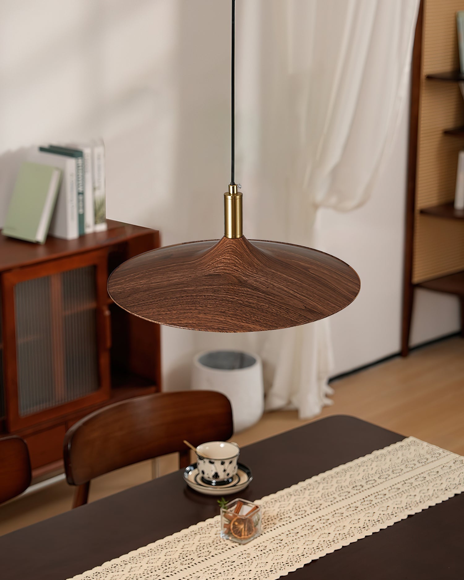 Veylo Adjustable Swing Arm Pendant Light - Neutralighting