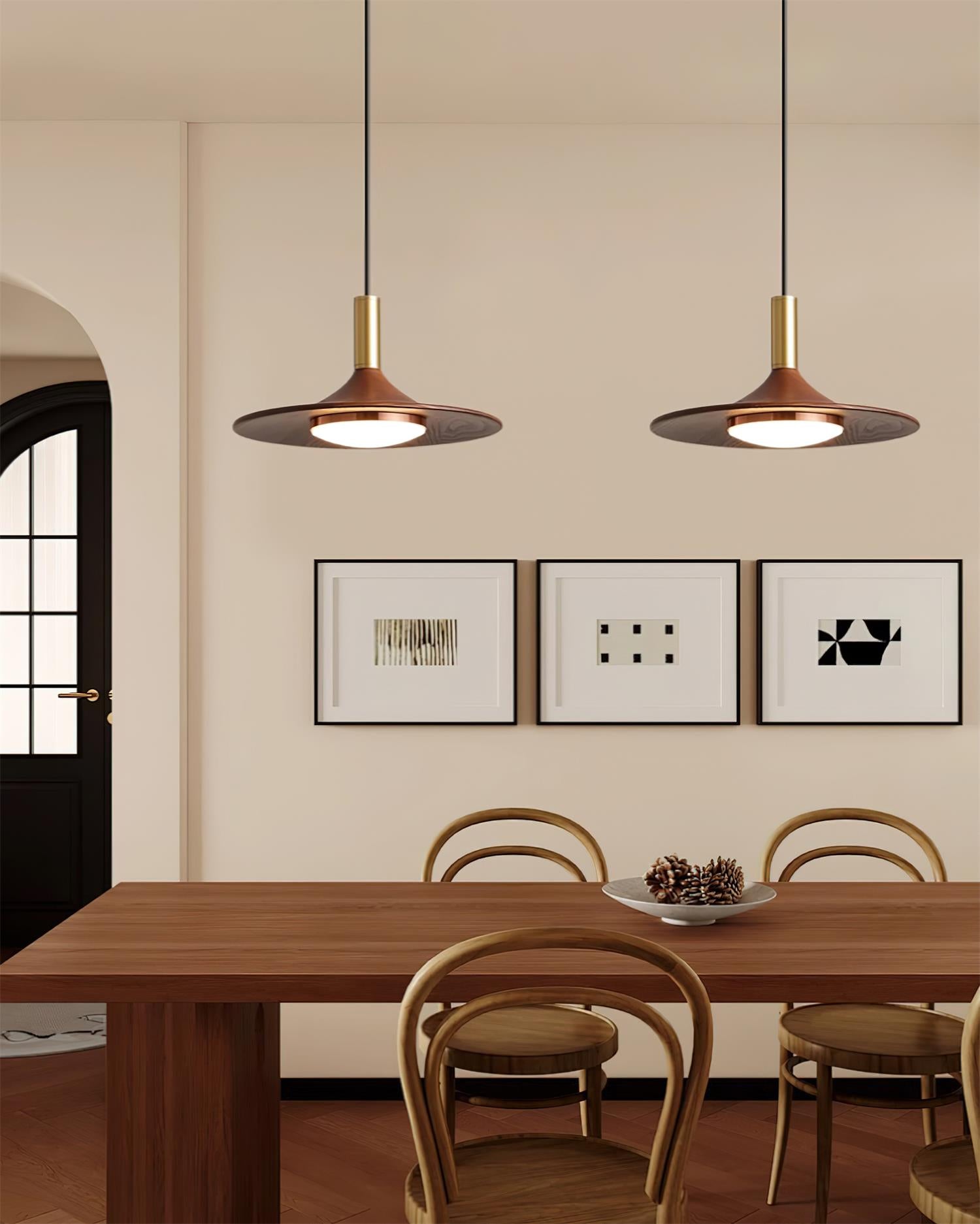 Pend­­ant Light Hat Shape Midcentury - Neutralighting