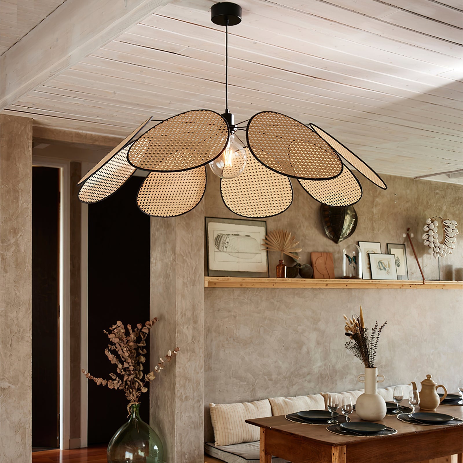 Chandelier with Rattan Petals and Metal Frame Ambient Bohemian - Neutralighting