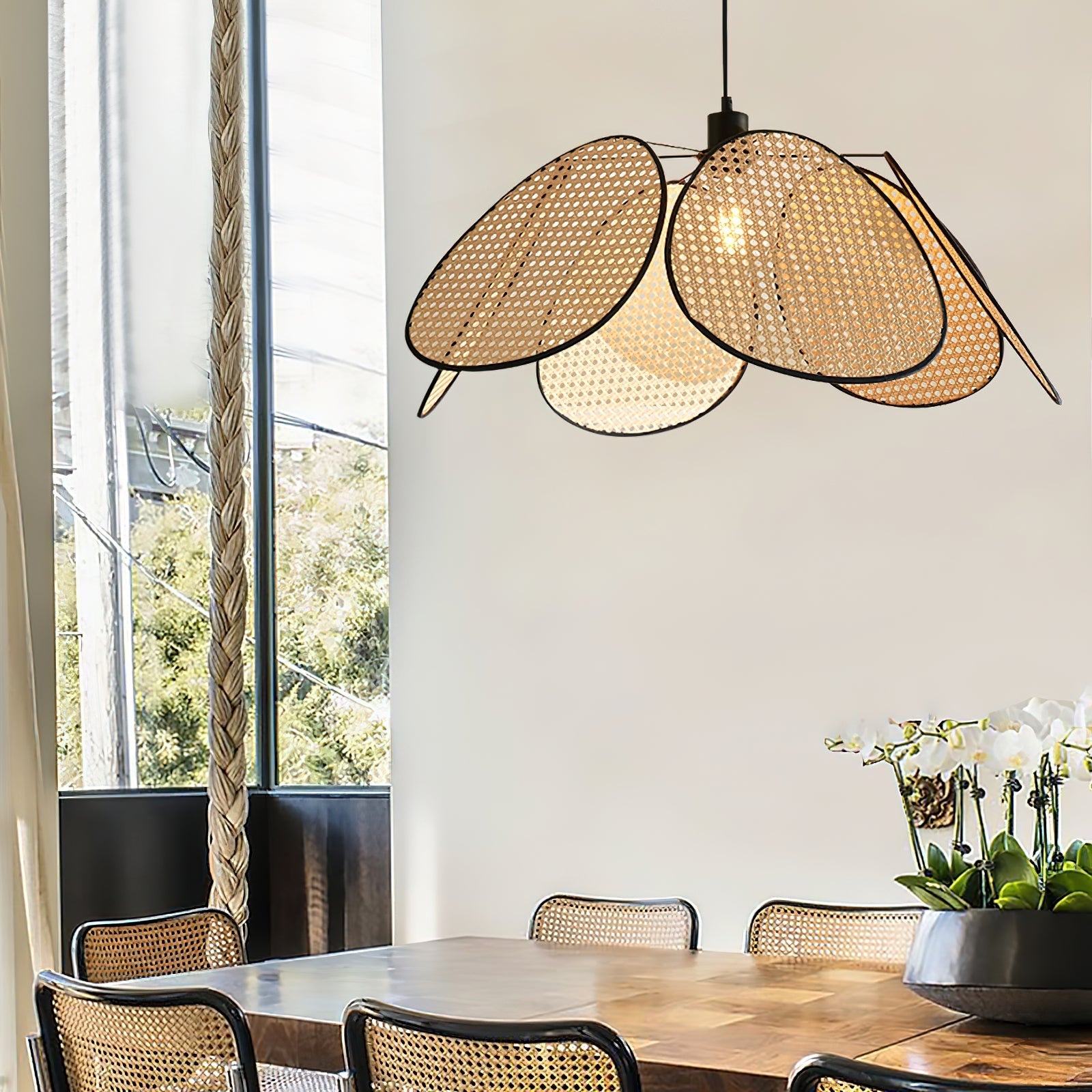 Chandelier with Rattan Petals and Metal Frame Ambient Bohemian - Neutralighting