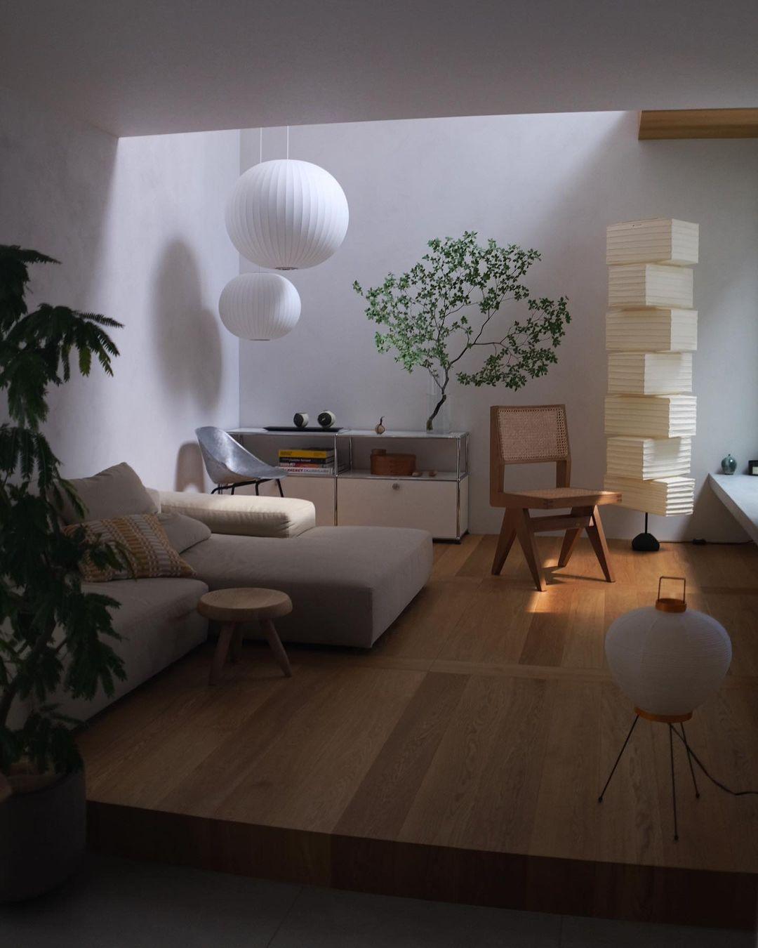 Alvaris White Modern Pendant Light - Neutralighting