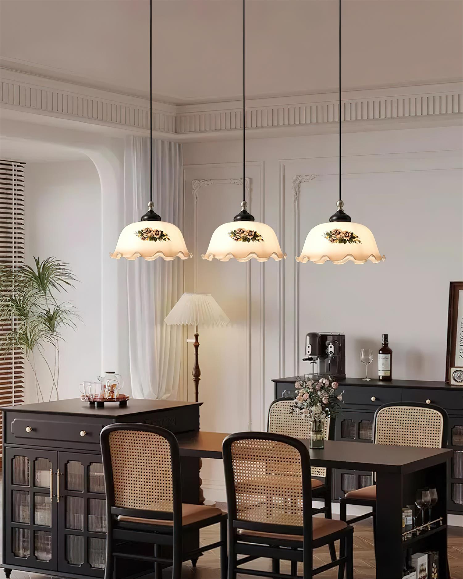 Belvia Vintage Floral Glass Pendant Light - Neutralighting