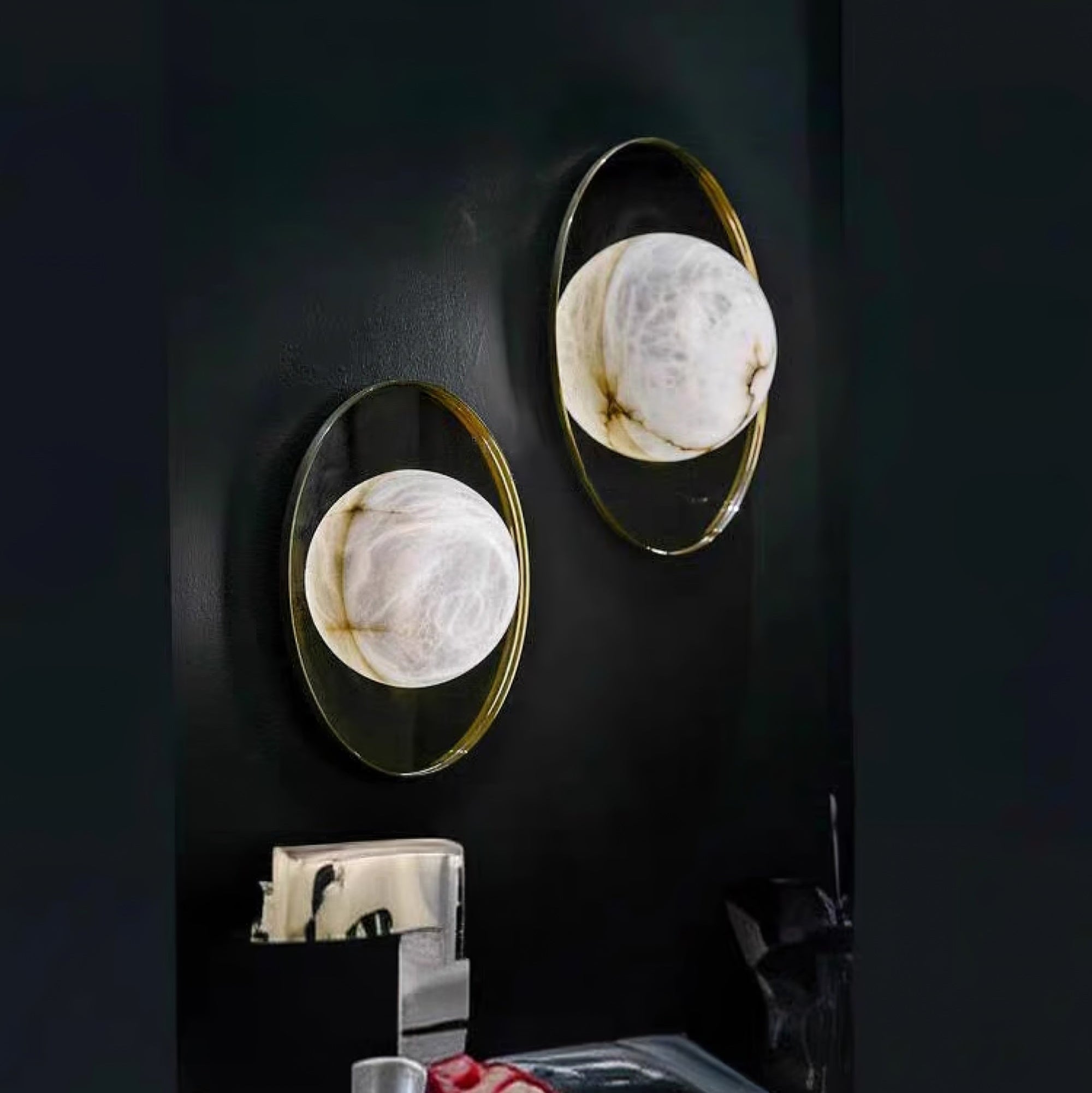 Lyra Modern Alabaster Wall Light - Neutralighting