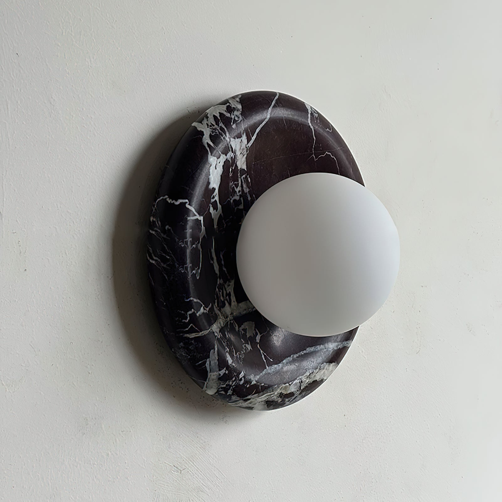 Hako Marble Indoor Wall Sconce - Neutralighting