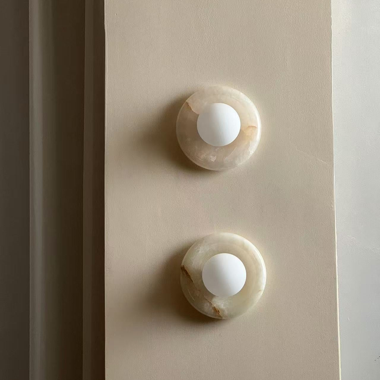 Avi Marble Indoor Wall Sconce - Neutralighting