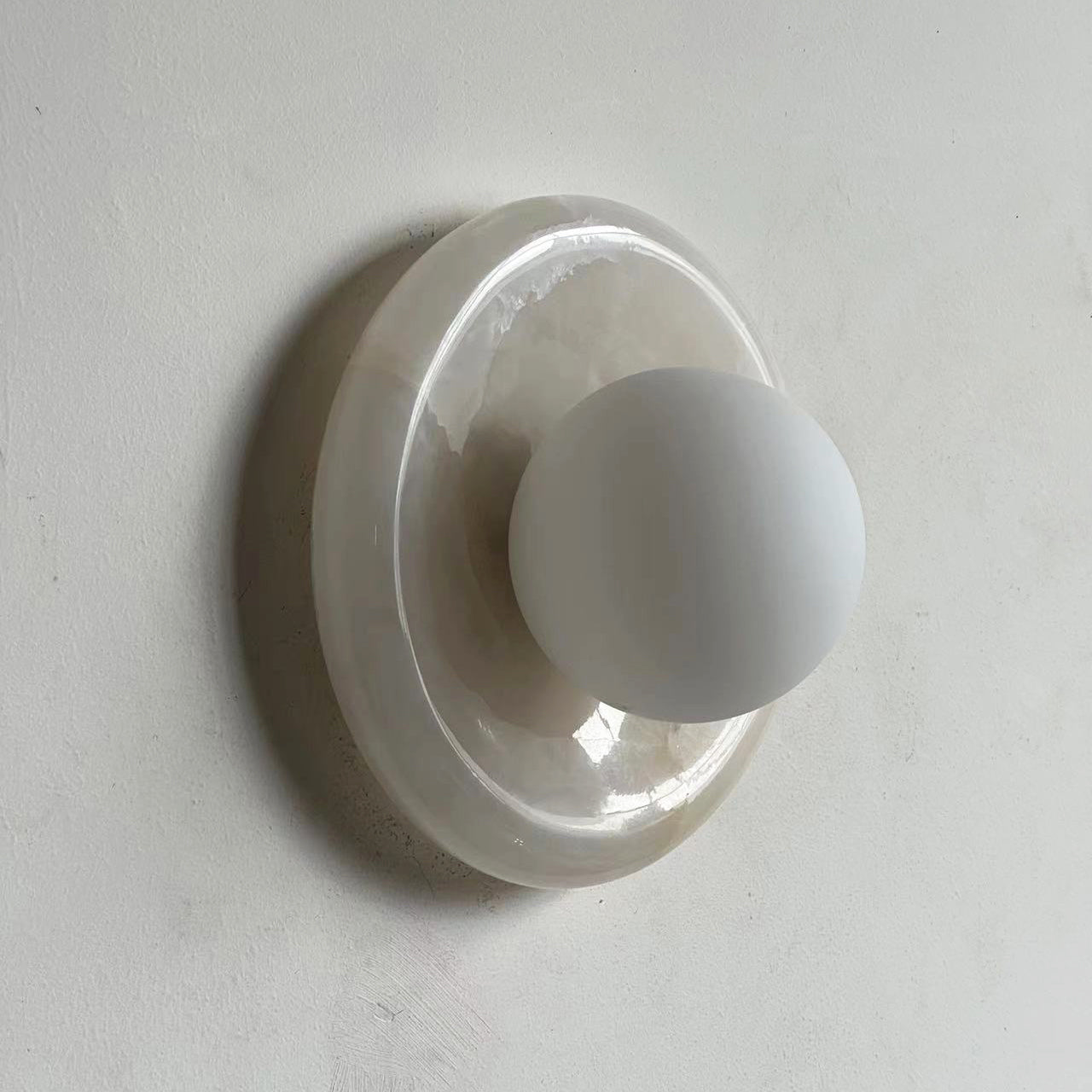 Hako Marble Indoor Wall Sconce - Neutralighting