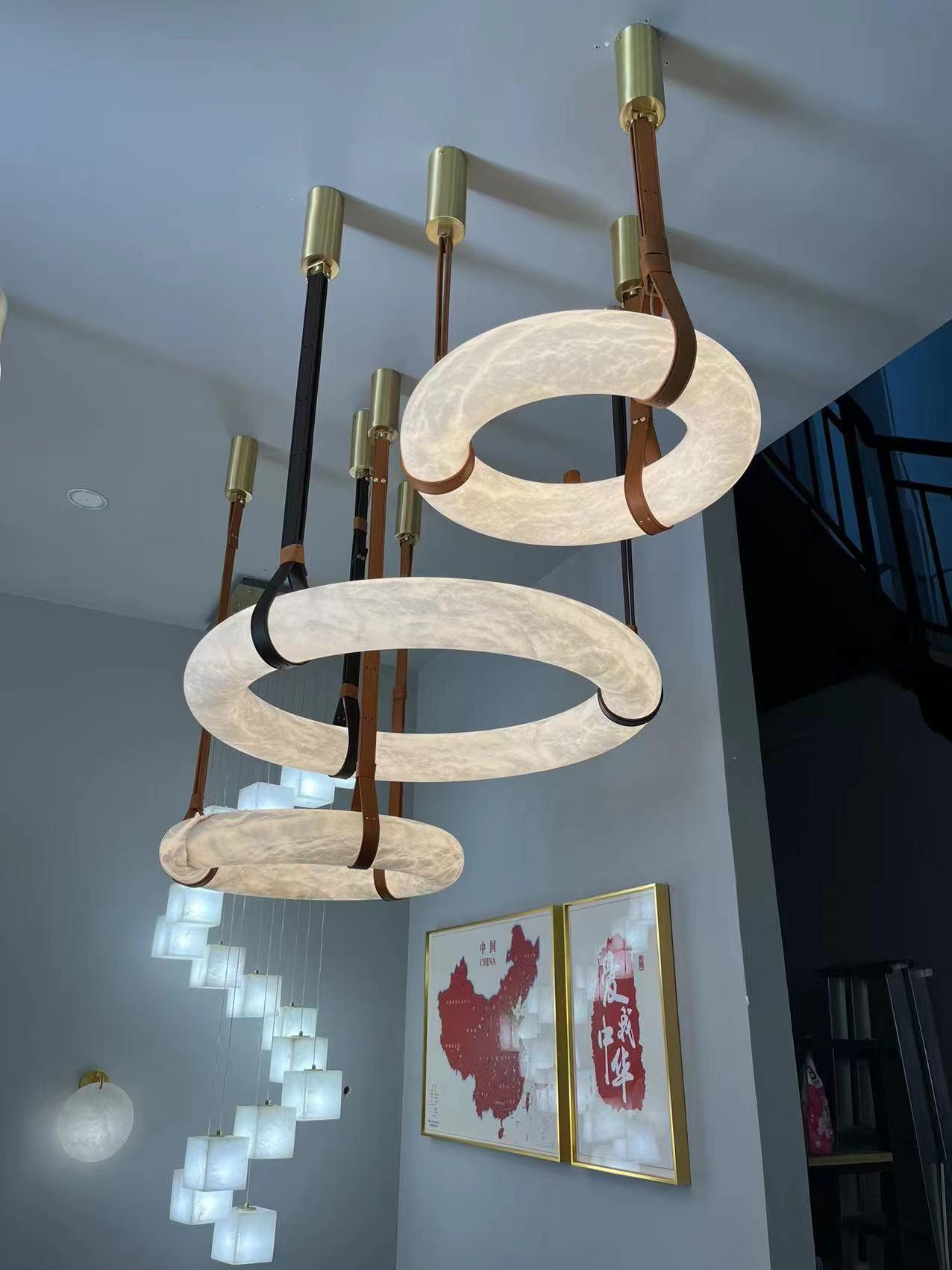 Étoile Pendant Light Chandelier Alabaster Ring Triple Leather - Neutralighting