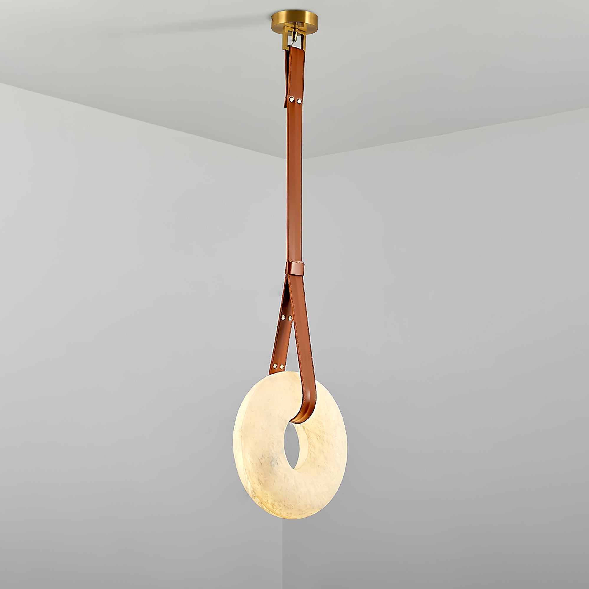 Étoile Pendant Light Chandelier Alabaster Ring Triple Leather - Neutralighting