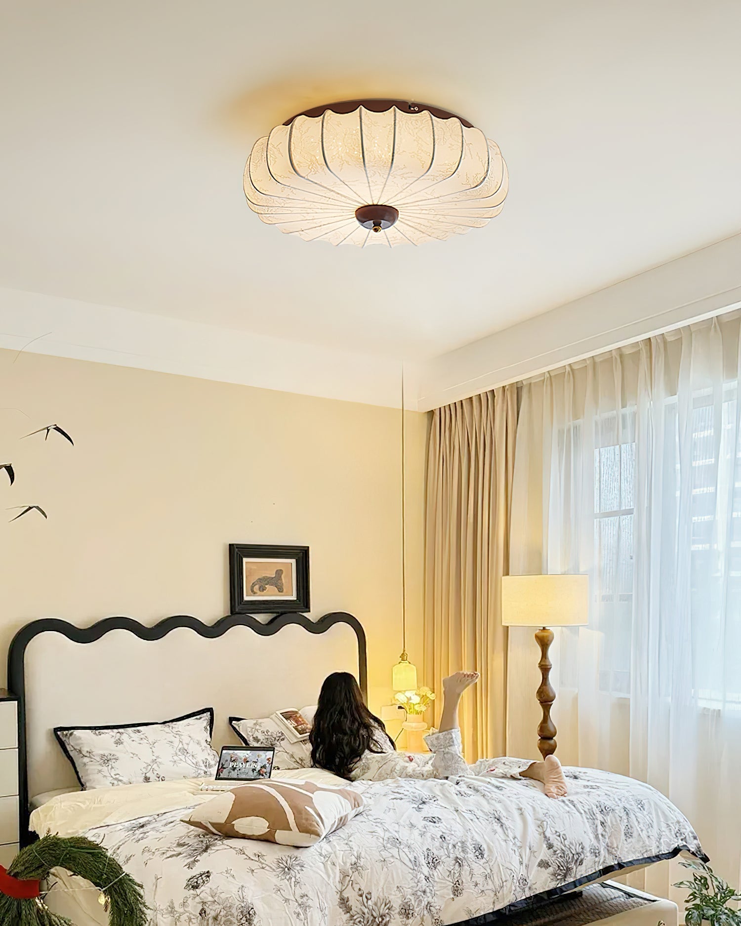 Ceiling Lamp Fabric Shade Pleated Lotus Shape Wooden Canopy - Neutralighting