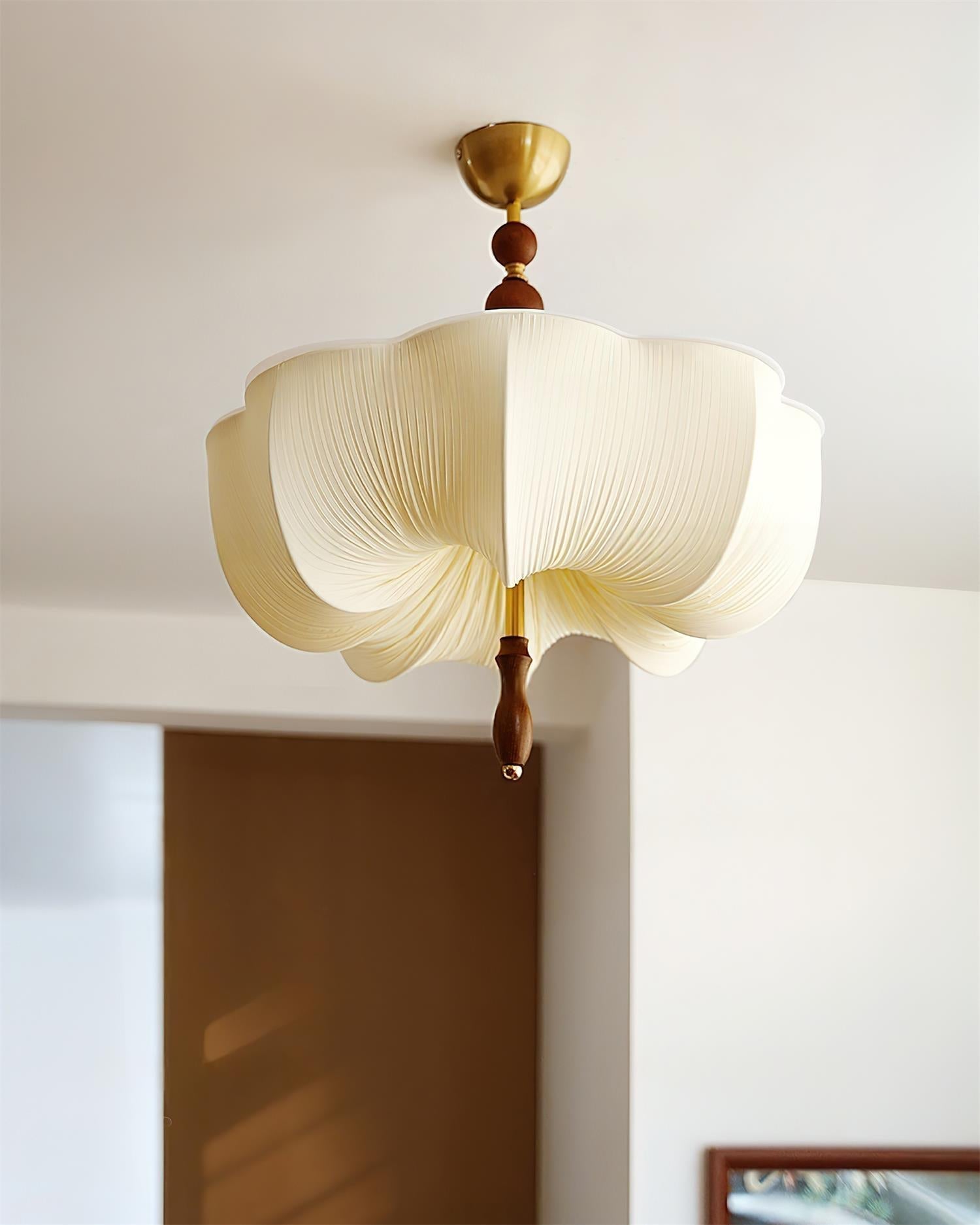Petalia Ceiling Lamp - Neutralighting