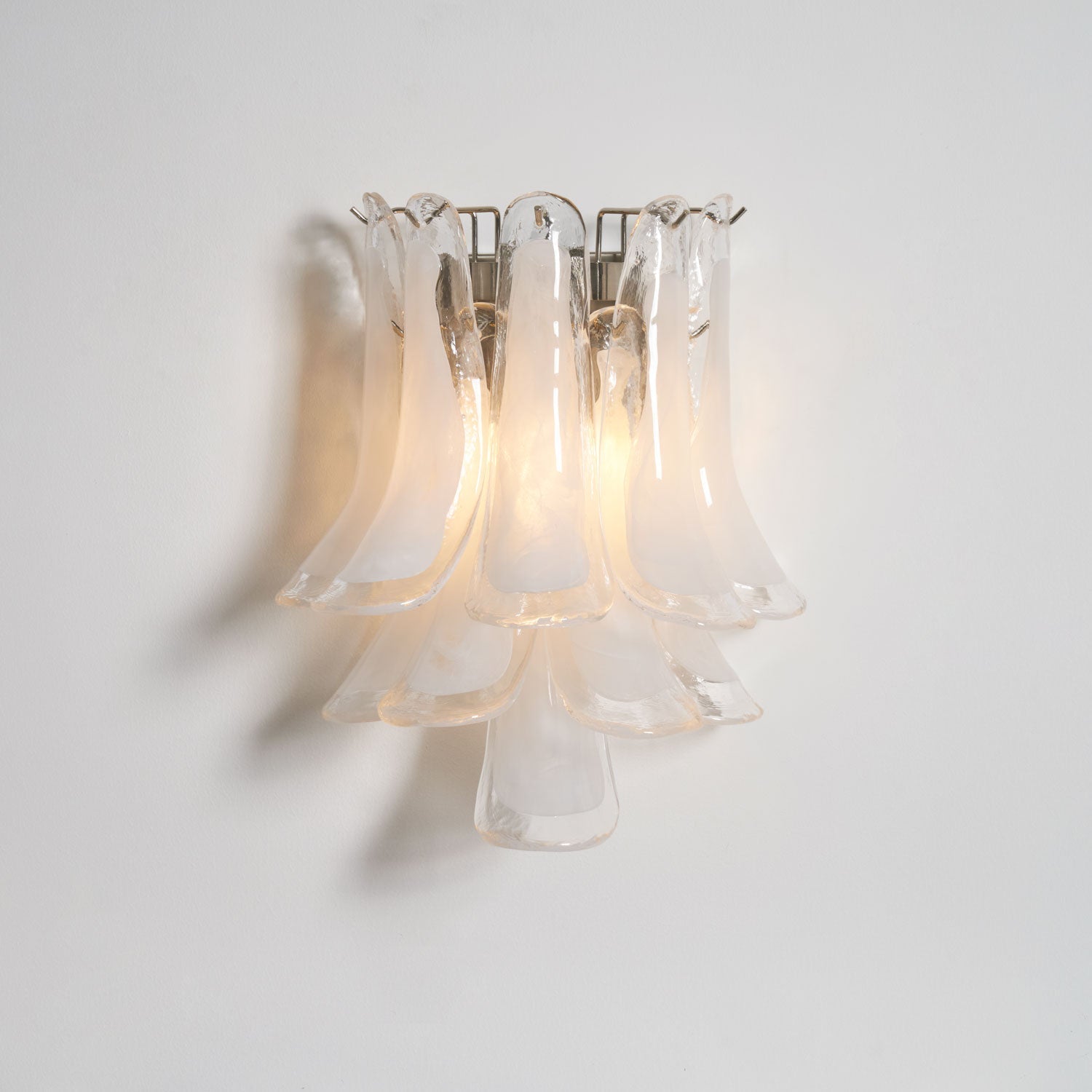 Aurora Wall Light Petal Shaped Glass Vintage Artistic - Neutralighting