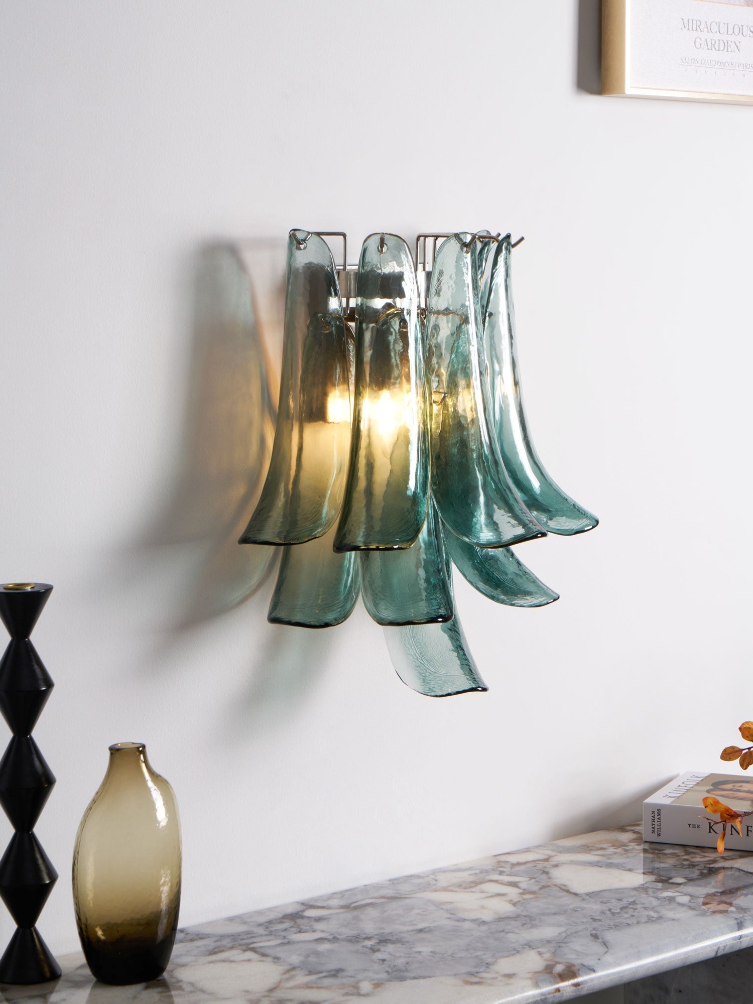 Aurora Wall Light Petal Shaped Glass Vintage Artistic - Neutralighting