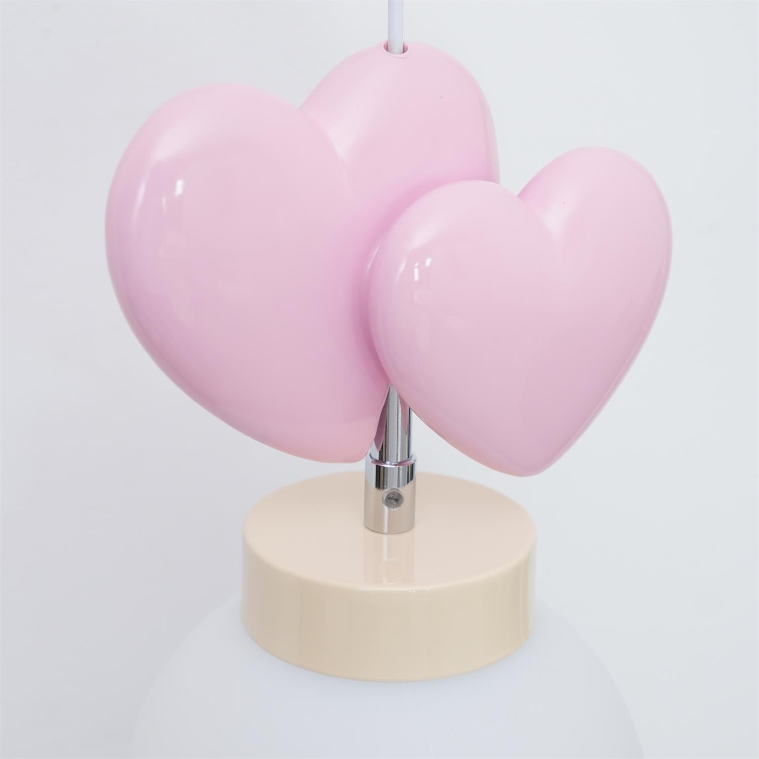 Wall Lamp Resin Heart Cluster Glass Globe Metal Mount Romantic - Neutralighting