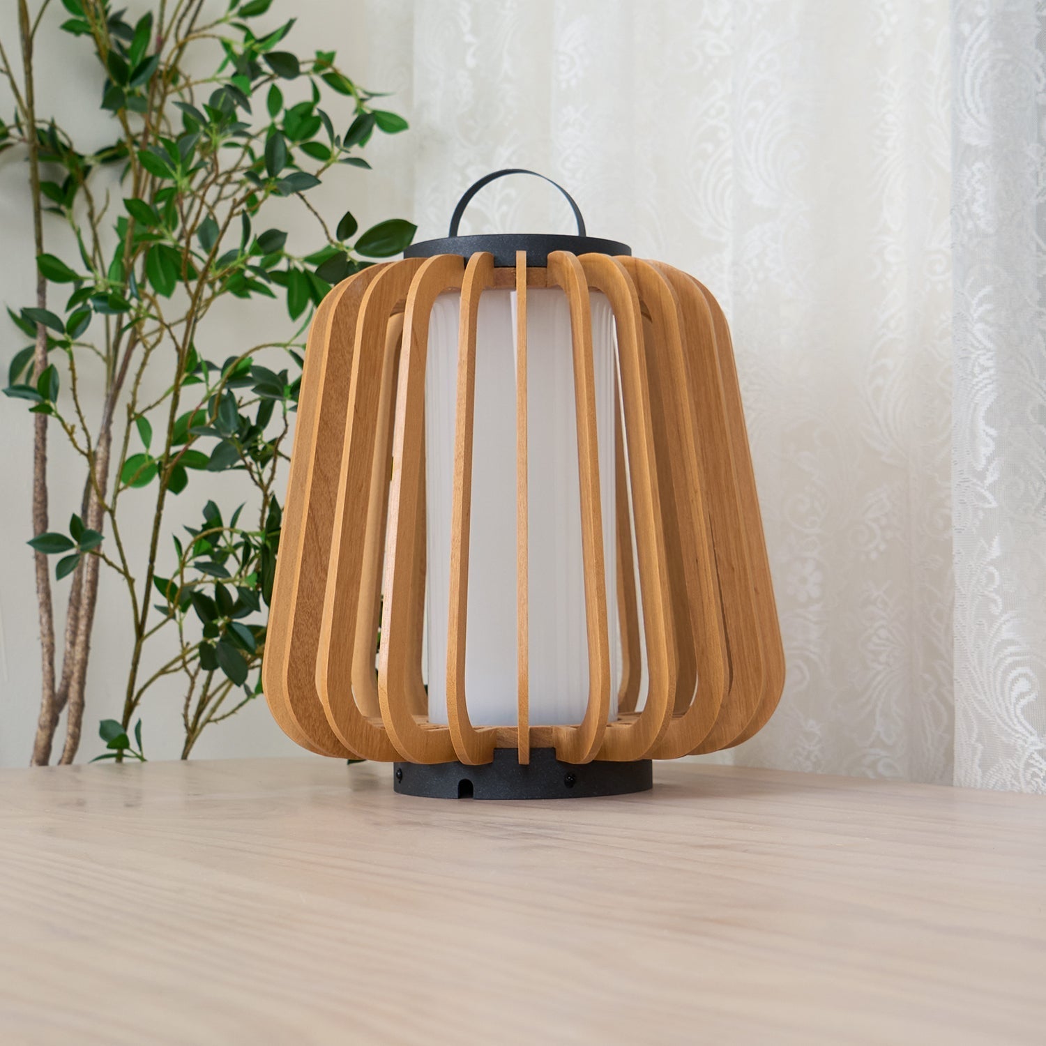 Ray Portable Lantern Outdoor Light - Neutralighting