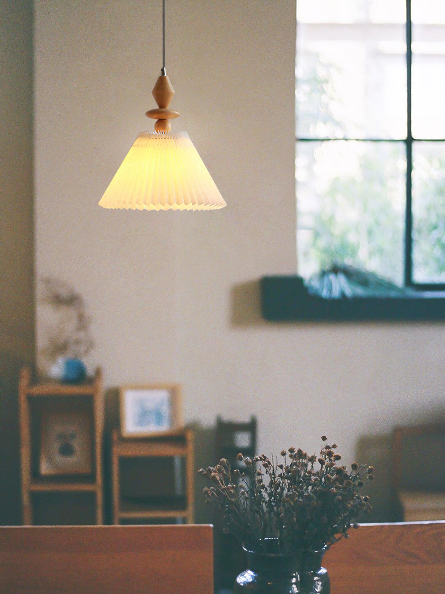 Eurrinion Wood Pendant Light - Neutralighting