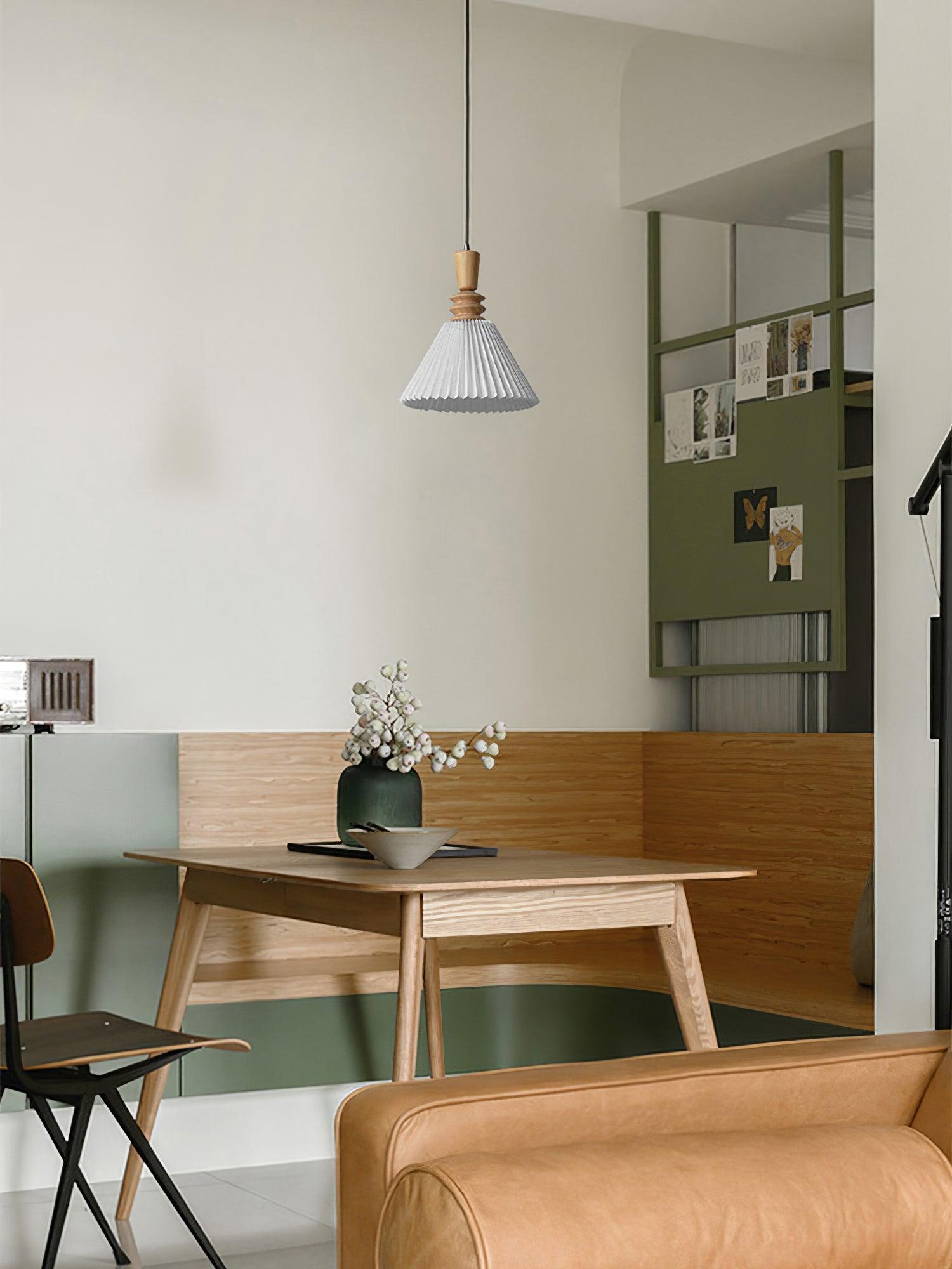 Eurrinion Wood Pendant Light - Neutralighting