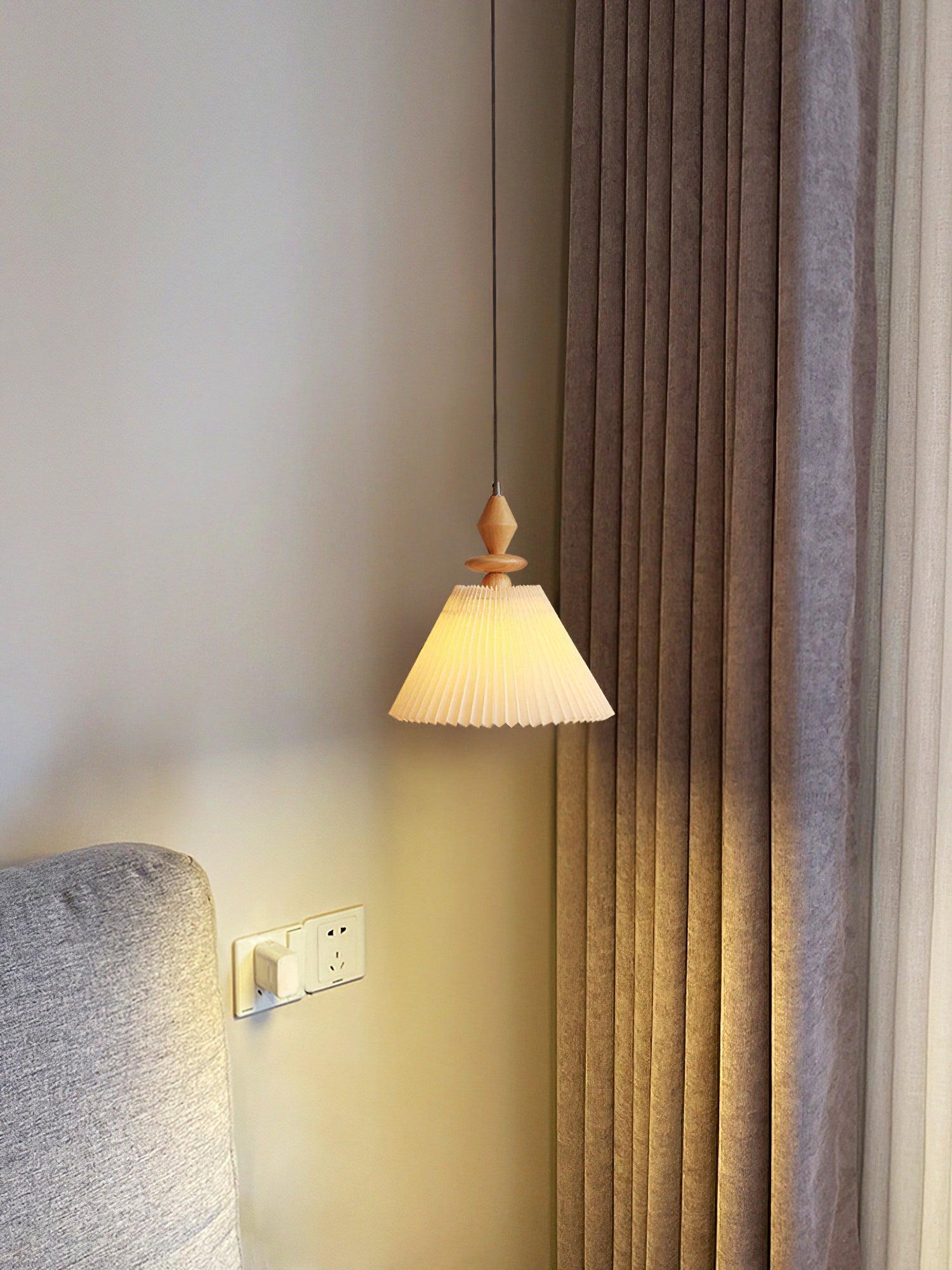Eurrinion Wood Pendant Light - Neutralighting