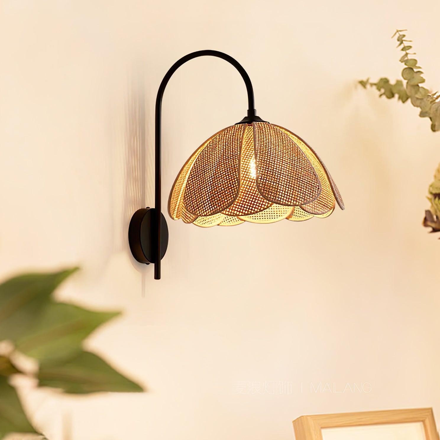 Edria Petal-Shaped Rattan Wall Lamp - Neutralighting