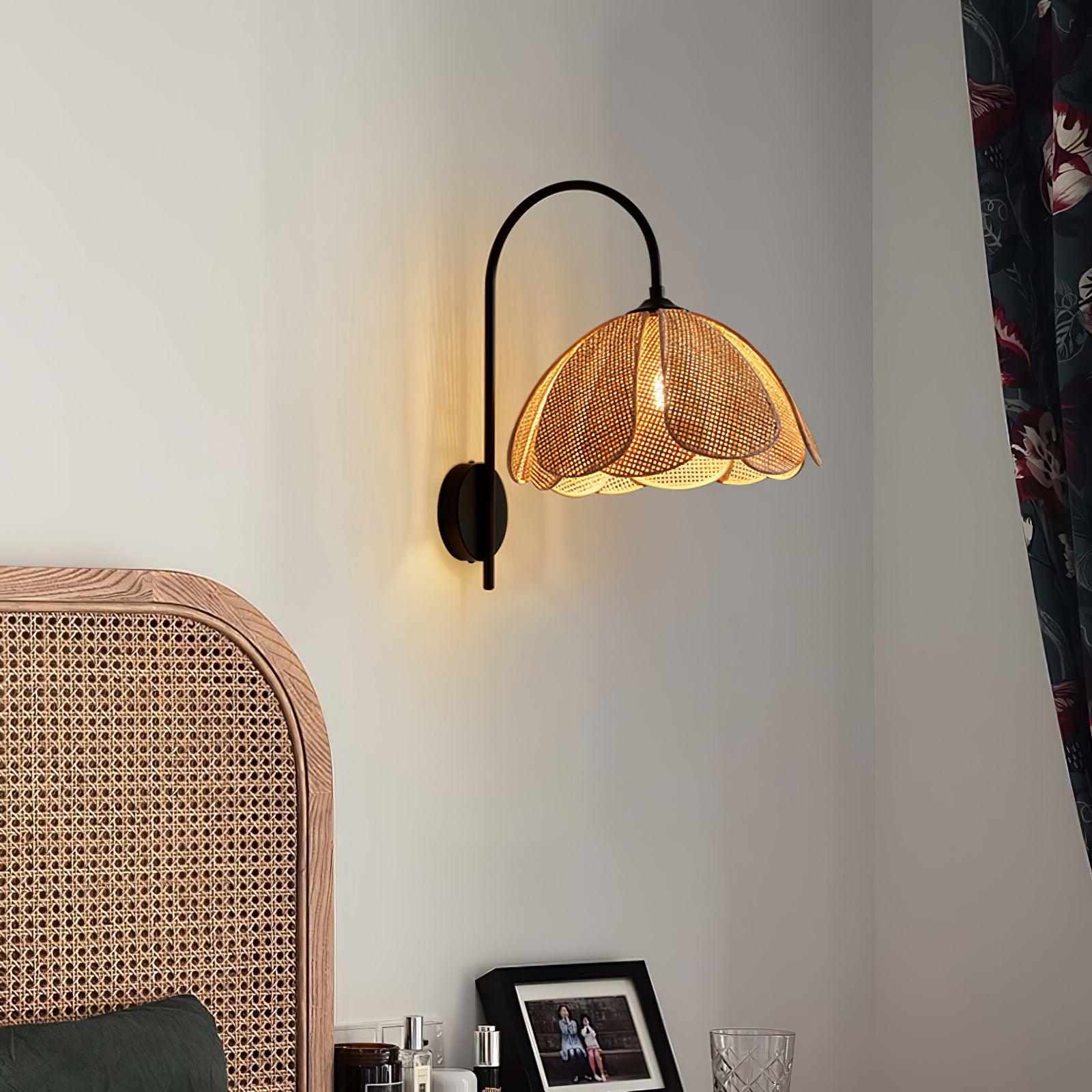 Edria Petal-Shaped Rattan Wall Lamp - Neutralighting
