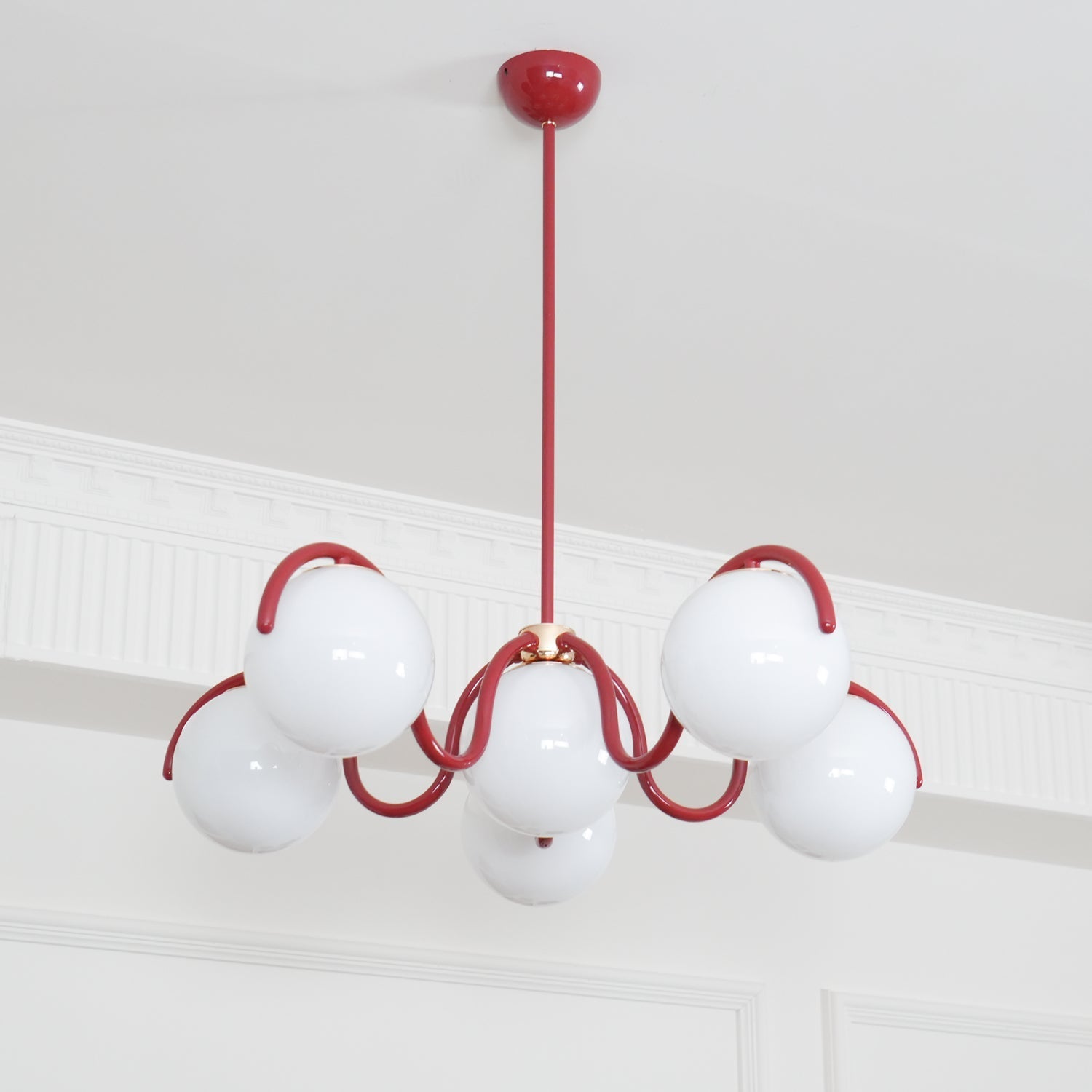 Pheva Curve Linear Chandelier Red&Silver - Neutralighting