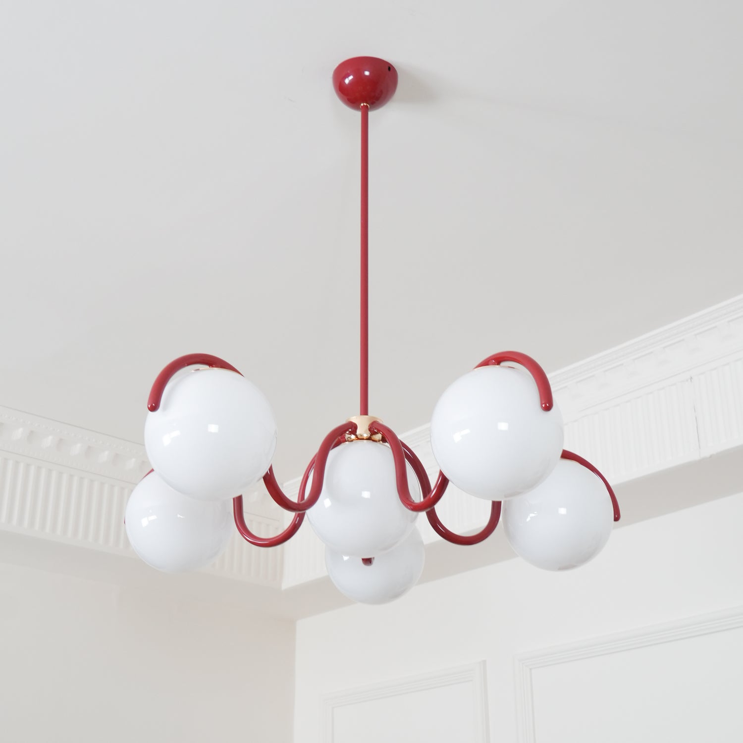 Pheva Curve Linear Chandelier Red&Silver - Neutralighting