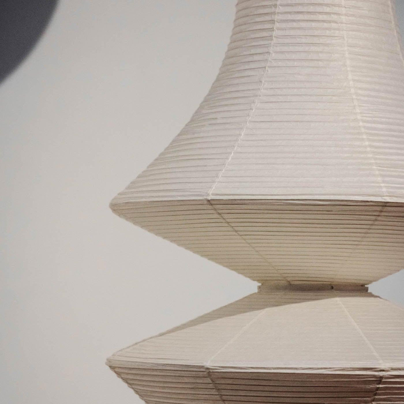 Faye Sculptural Paper Vertical Pendant Light - Neutralighting