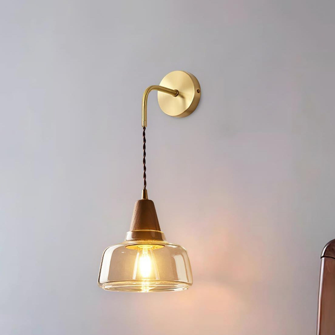 Ovely Wall Lamp - Neutralighting