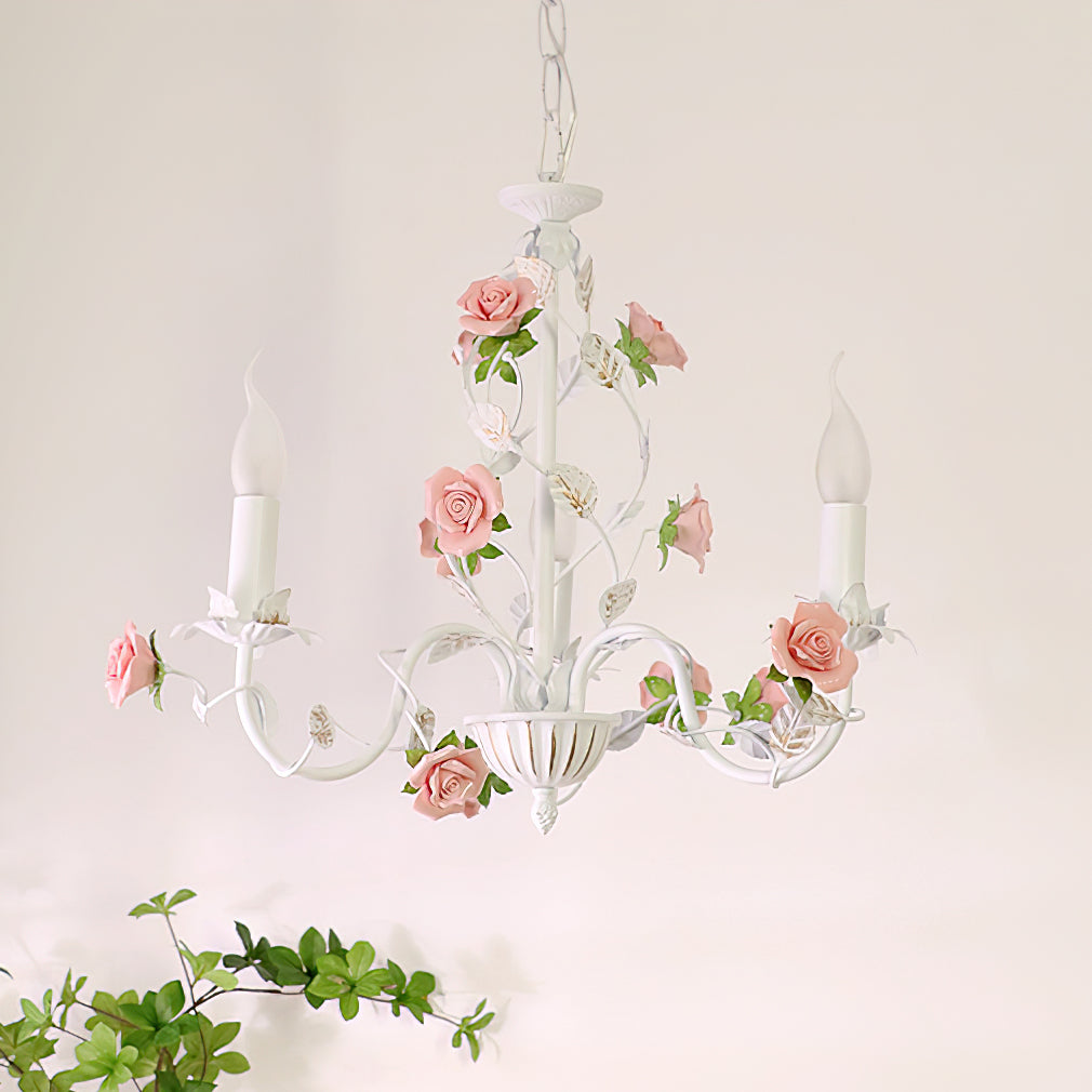 Evelisse Vintage White Chandelier - Neutralighting