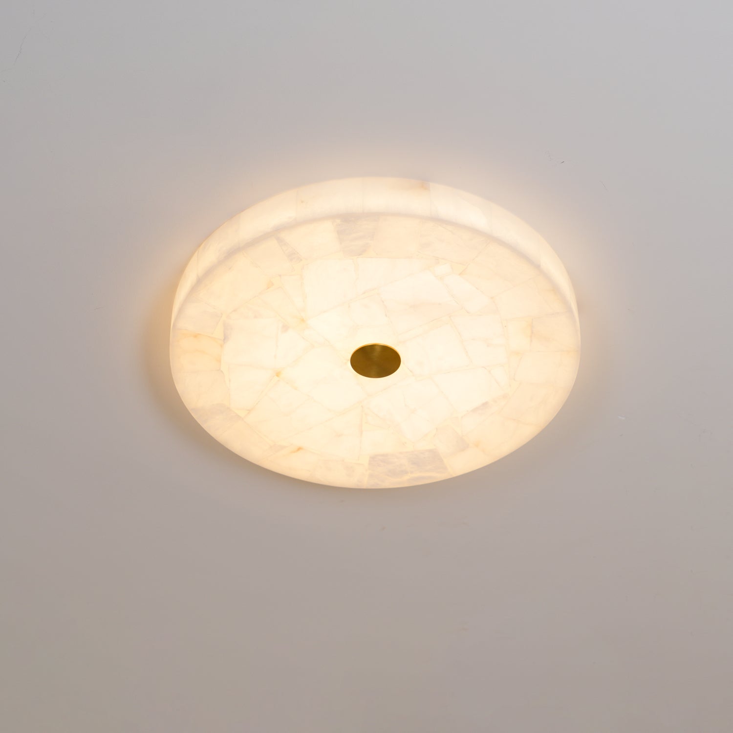 Delya Round Alabaster Ceiling Lamp - Neutralighting