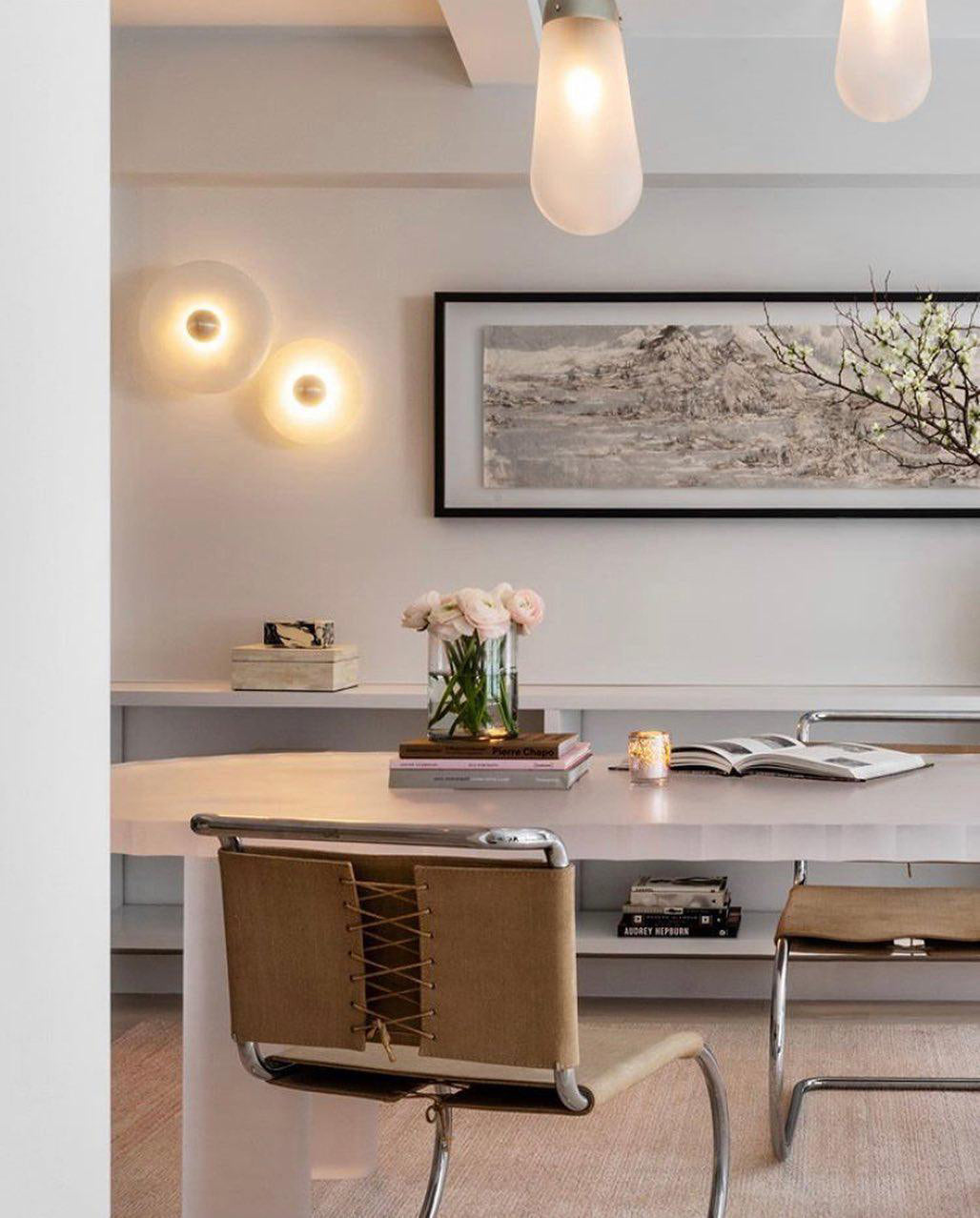 Round Wall Lamp Alabaster Fluted Brass - Neutralighting