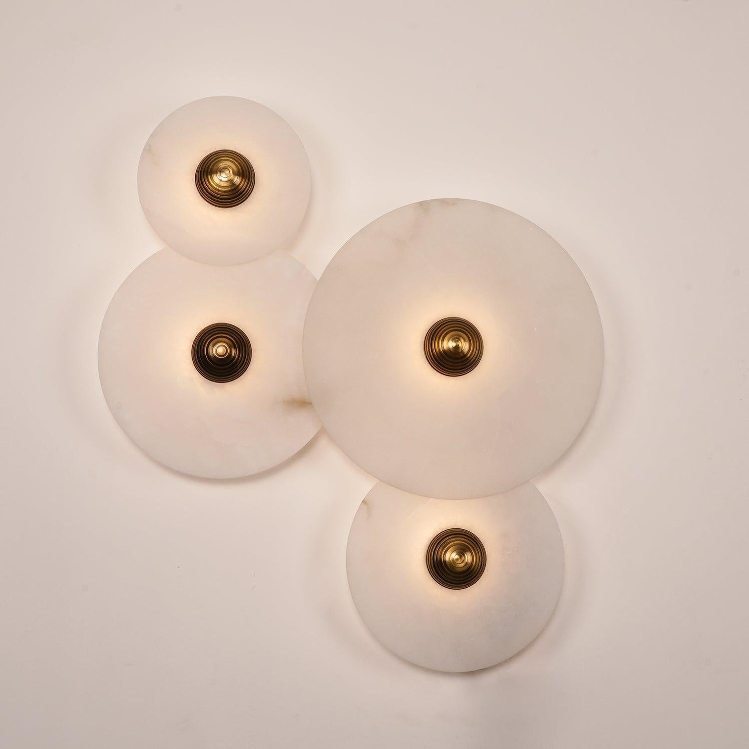 Round Wall Lamp Alabaster Fluted Brass - Neutralighting