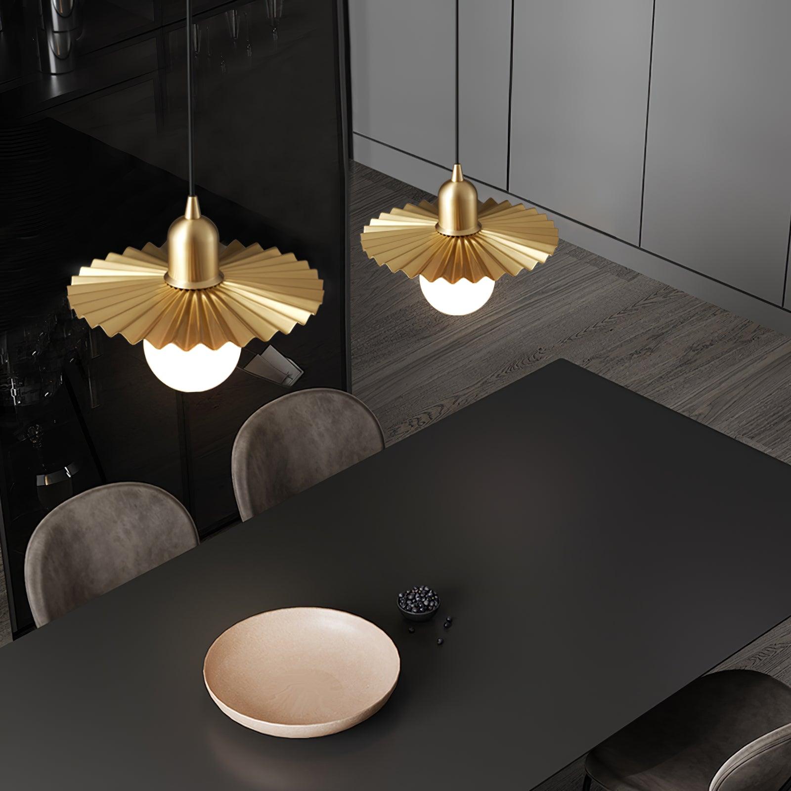 Rozeta Pendant Light