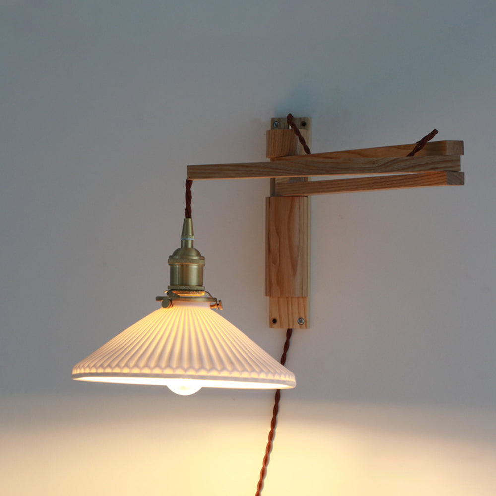 Muto Vintage Dome Ceramic/Wood Wall Lamp, Walnut/Wood/Clear - Neutralighting