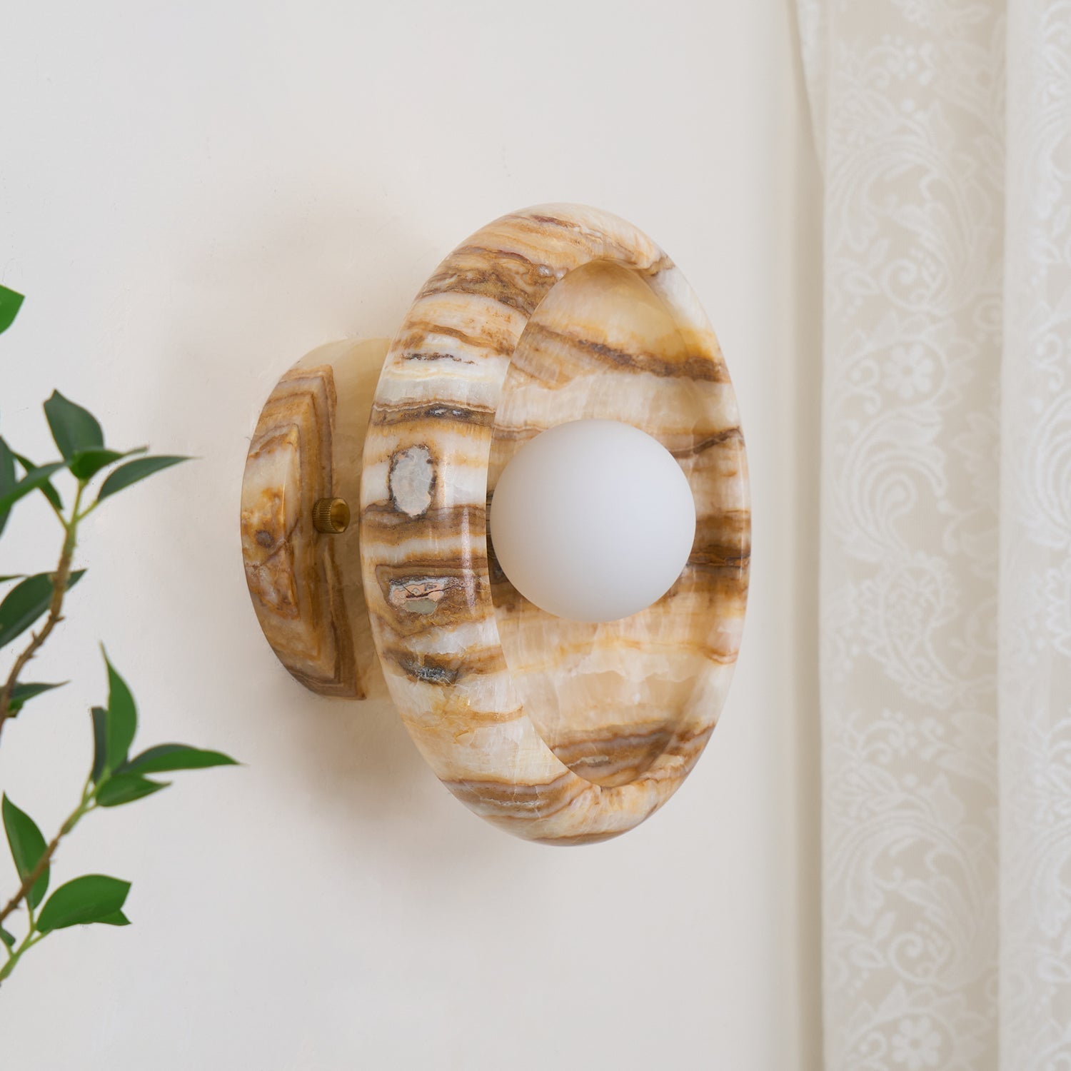 Onvix Natural Onyx Wall Light - Neutralighting