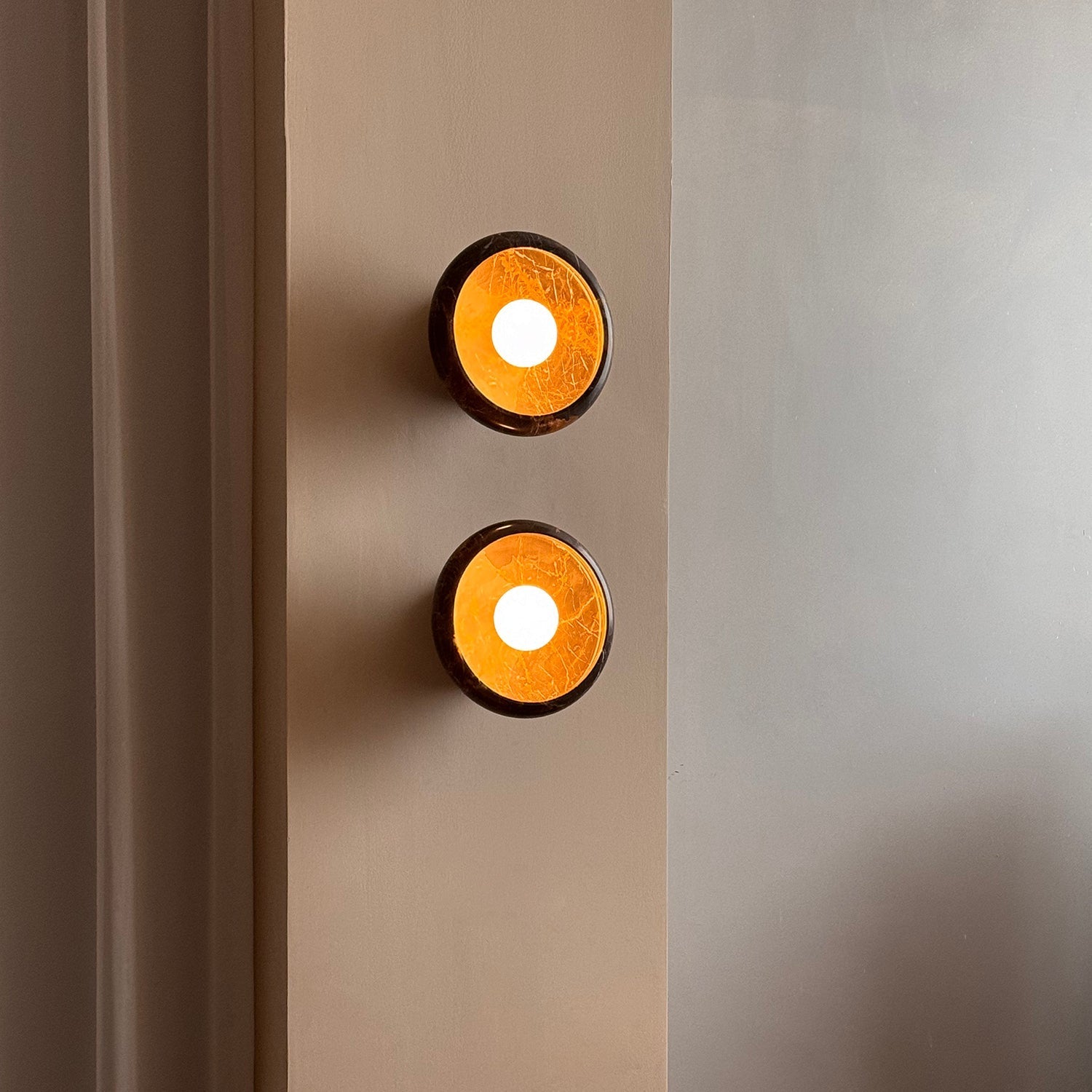 Onvix Natural Onyx Wall Light - Neutralighting